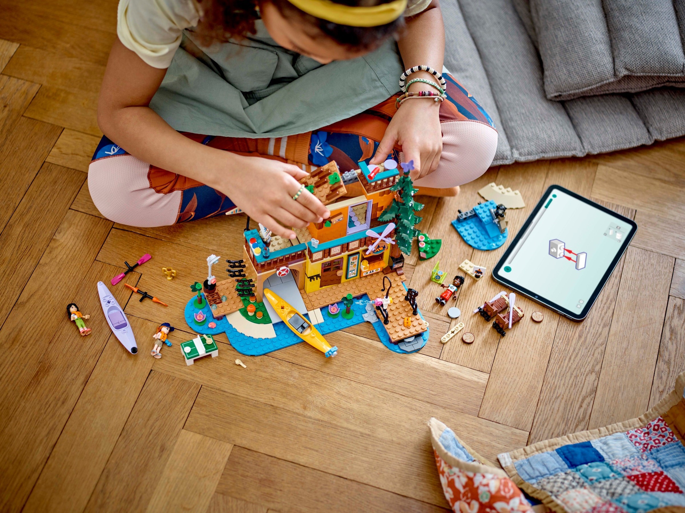 Конструктор LEGO Friends 42626 628 дет. - фото 8