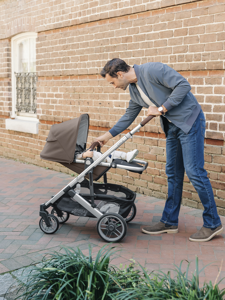 Коляска прогулочная UPPAbaby Cruz V2 бежевый - фото 7