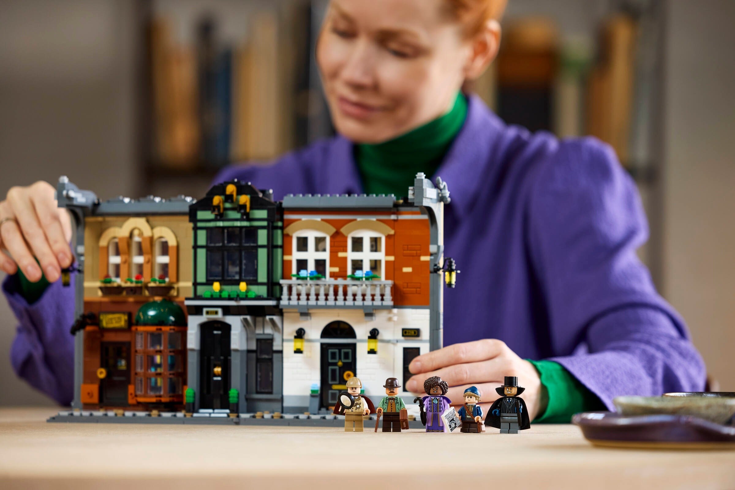 Конструктор LEGO Icons 10351 1359 дет. - фото 6