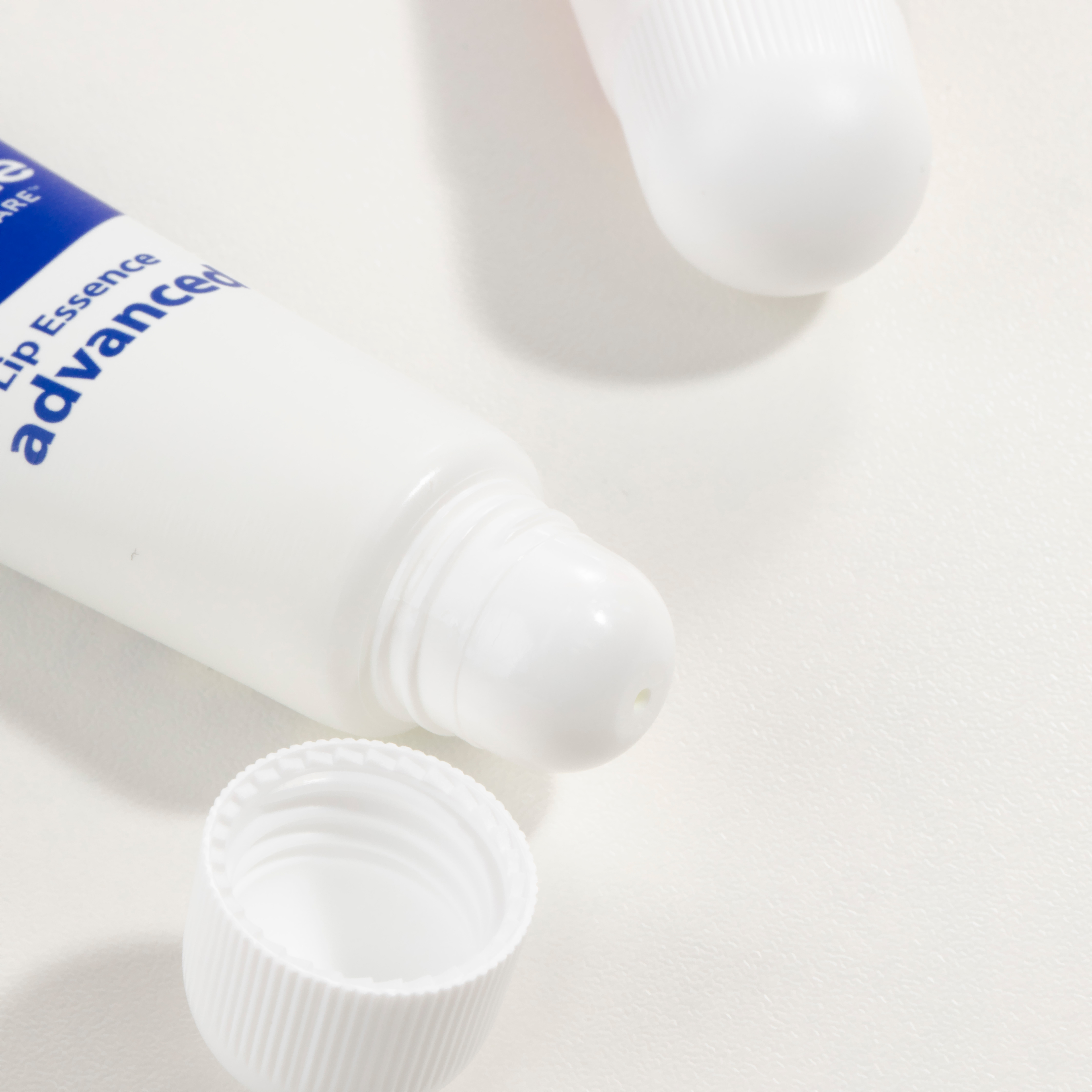 Гигиеническая помада Vaseline Lip essence 10 мл - фото 5