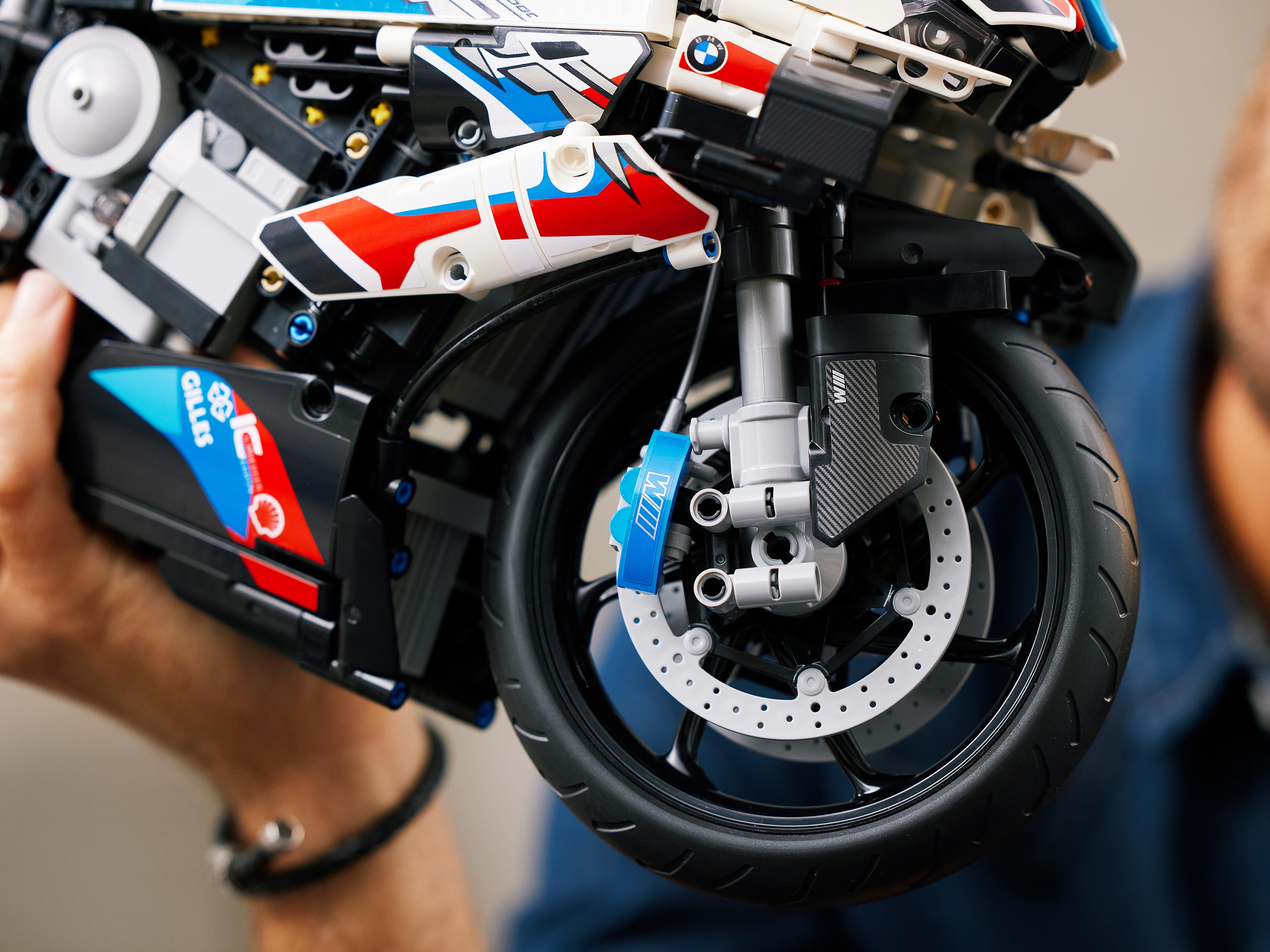 Конструктор LEGO Technic Мотоцикл BMW M блочный - фото 15