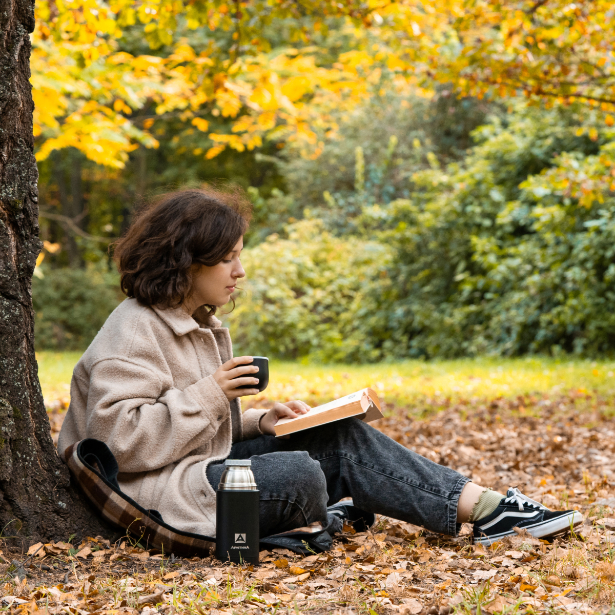 Термос Арктика с двумя чашками 750мл - фото 4