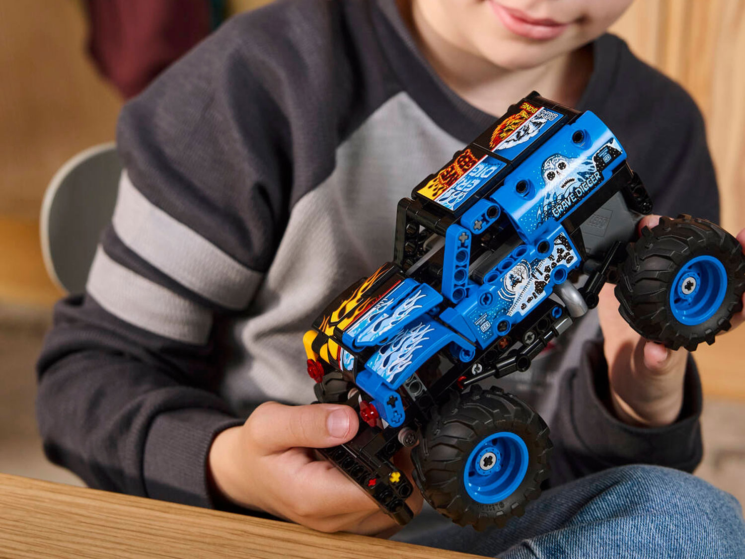 Конструктор LEGO Technic Monster Jam 263 дет. - фото 10