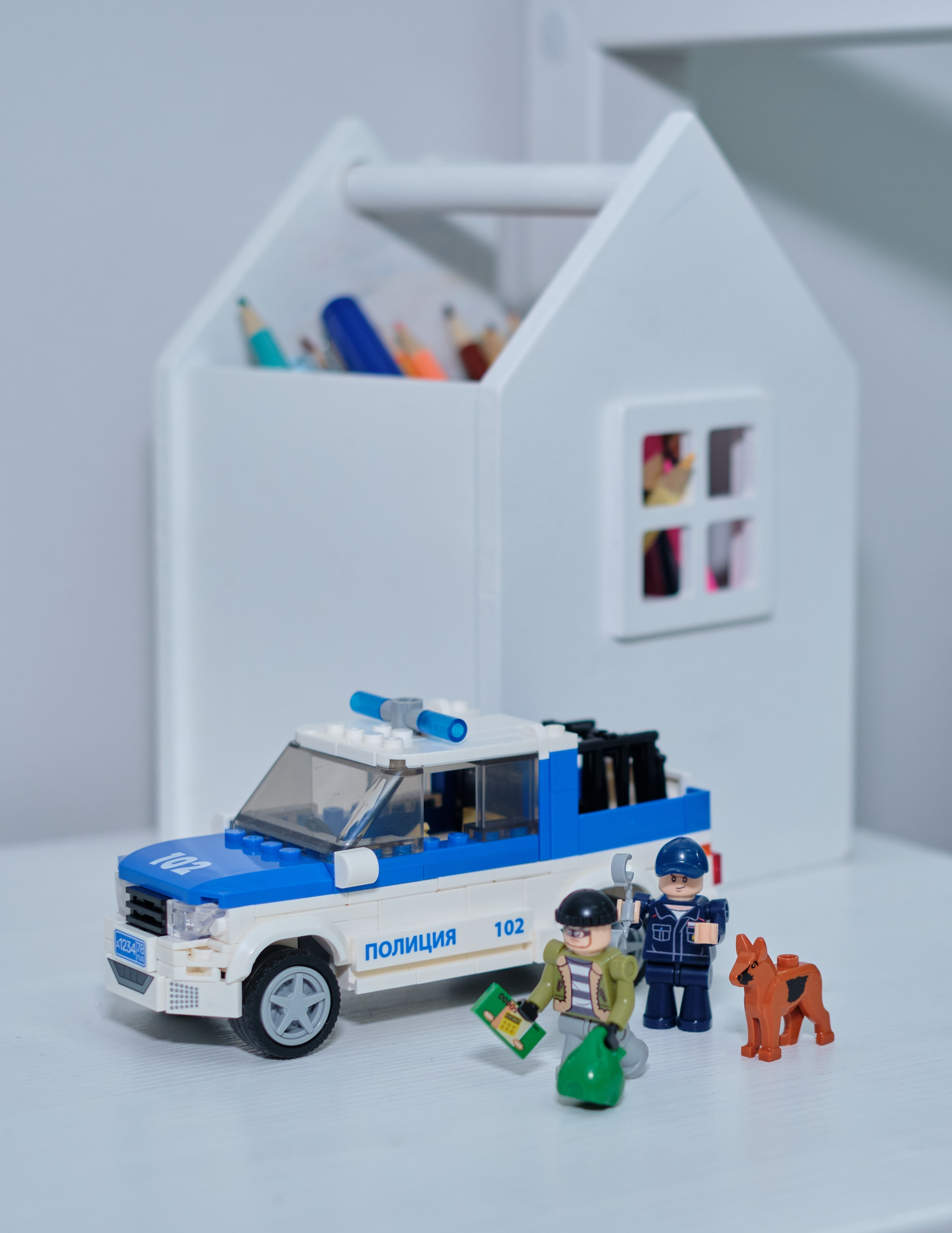 Конструктор brick labs Полицейский автомобиль 272 дет. - фото 11