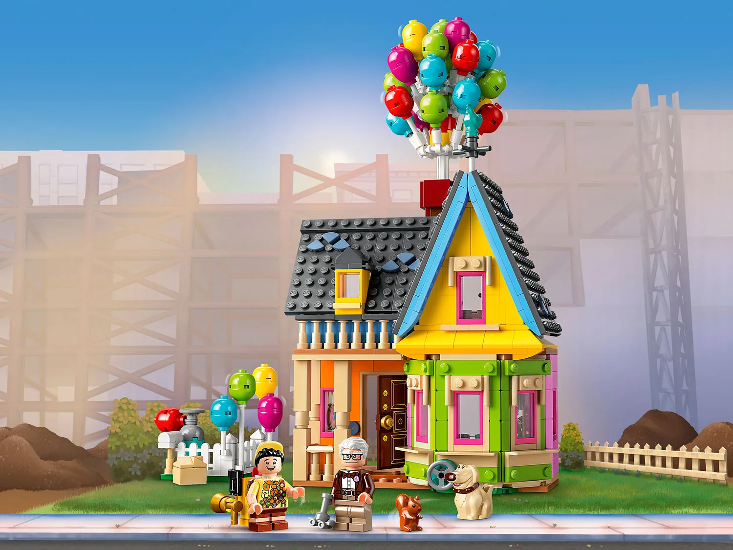Конструктор LEGO Disney 43217 589 дет. - фото 4