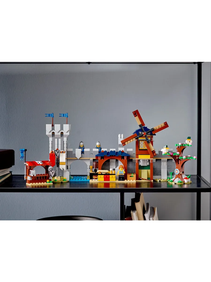 Конструктор LEGO Creator Средневековый замок 1426 дет. - фото 20