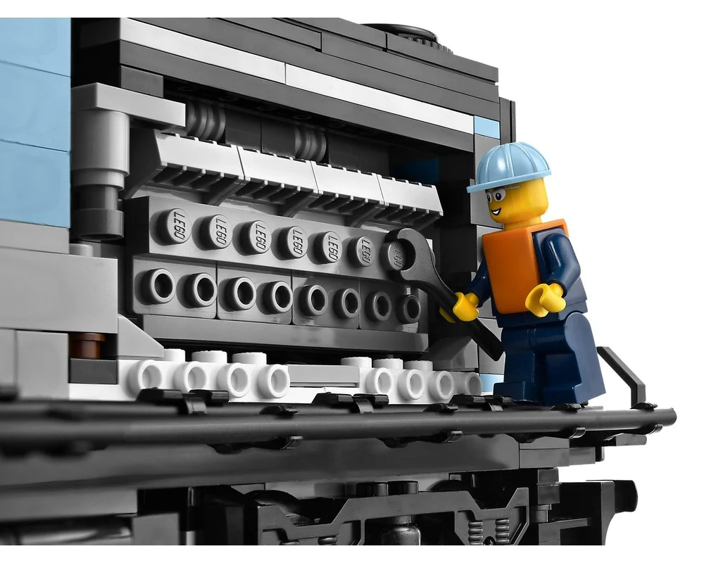 Конструктор LEGO City 10219 1234 дет. - фото 7