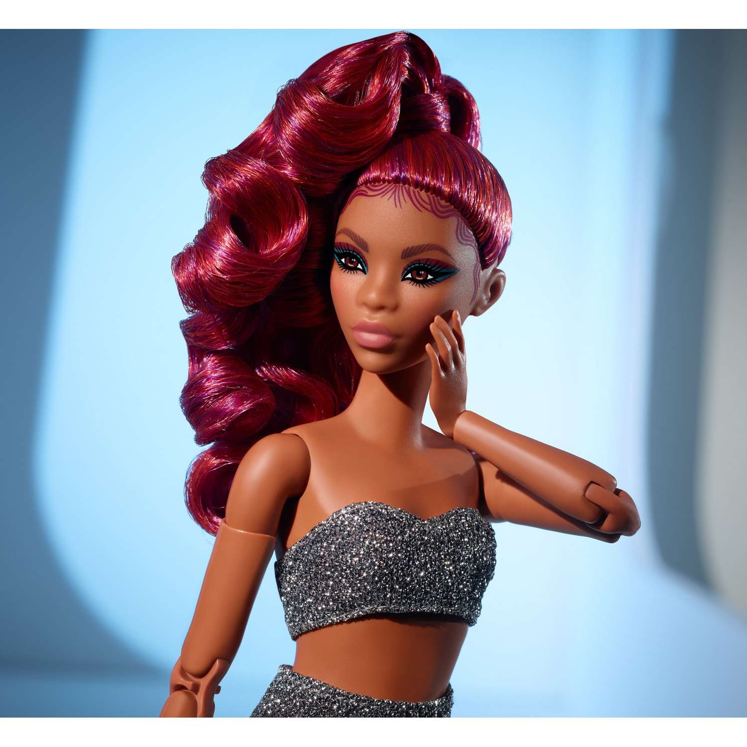 Кукла модельная Barbie HCB77 - фото 10