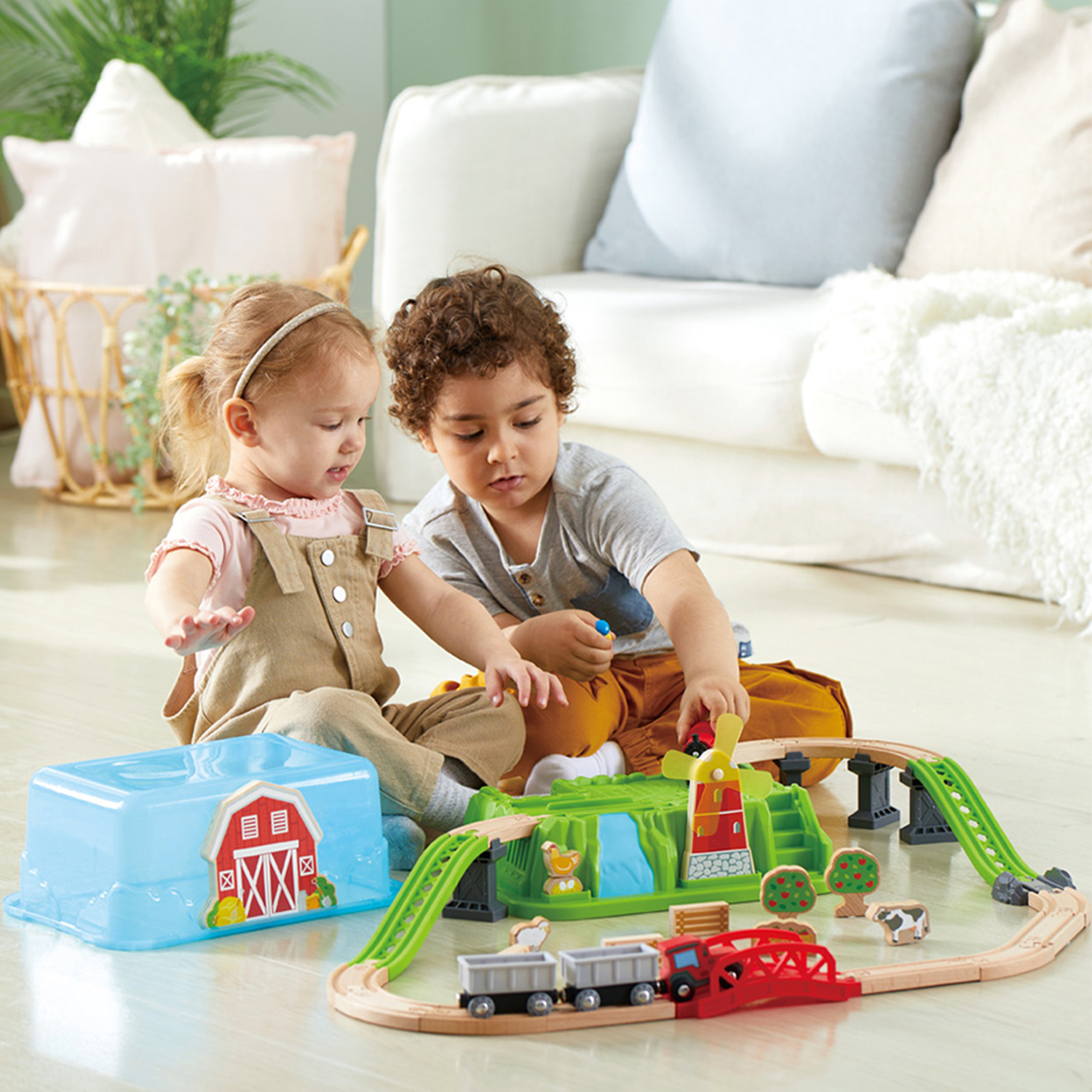 Набор железнодорожный Hape 84 см E3771_HP - фото 2