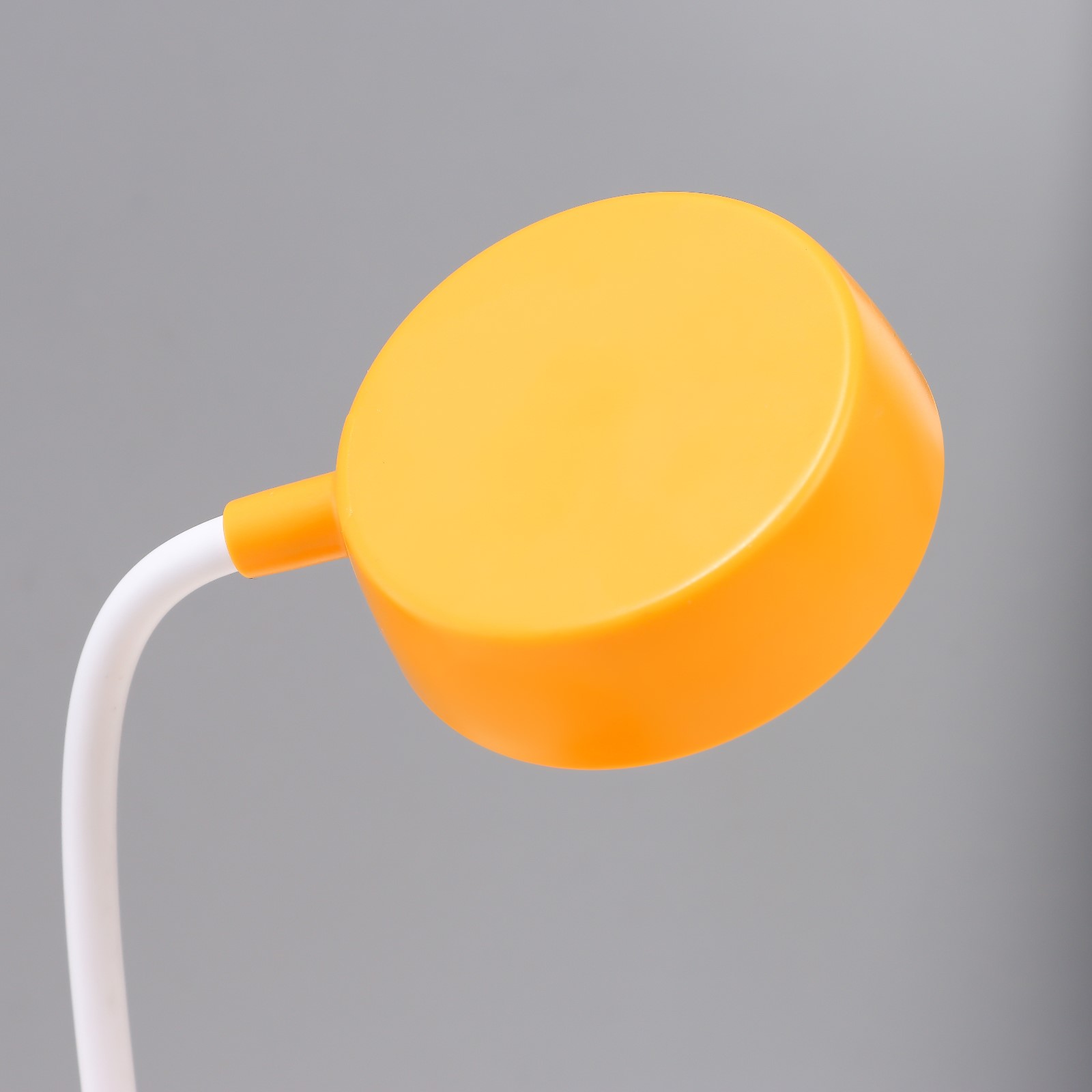 Светильник сенсорный с точилкой Sima-Land "Морковка" LED, от USB/АКБ 6 Вт оранжевый-желтый 8х6х25 - фото 8