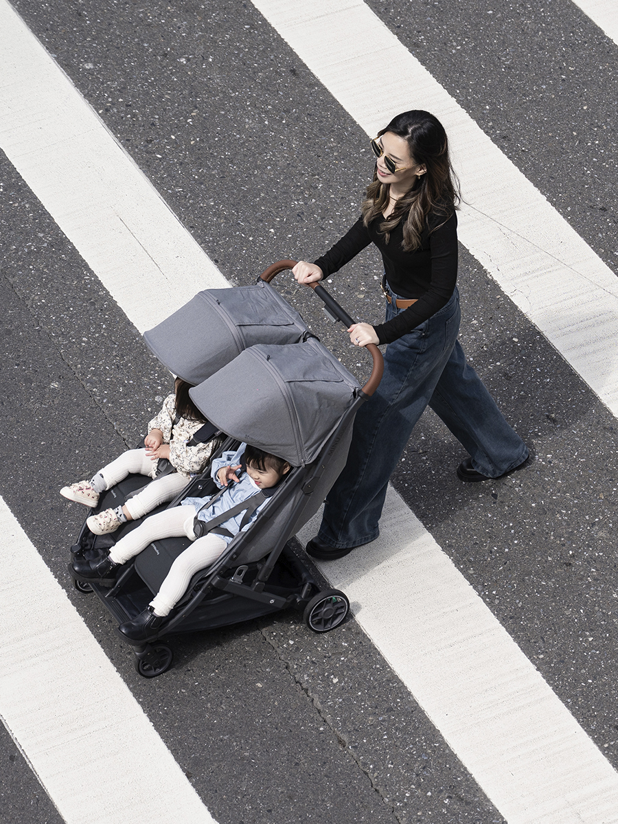Коляска прогулочная для двойни UPPAbaby Minu V3 DUO серый - фото 1