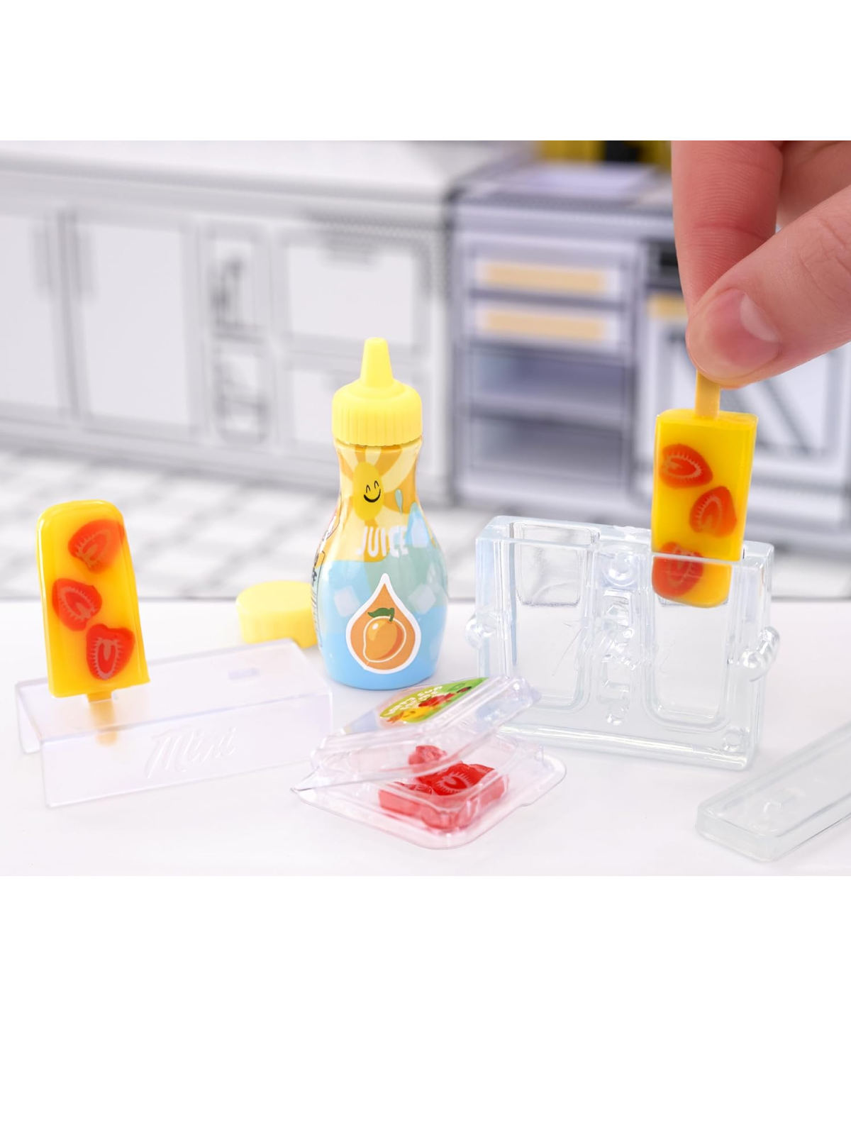 Игровой набор MGAs MiniVerse Series 3 Food Cafe мини-еда - фото 4