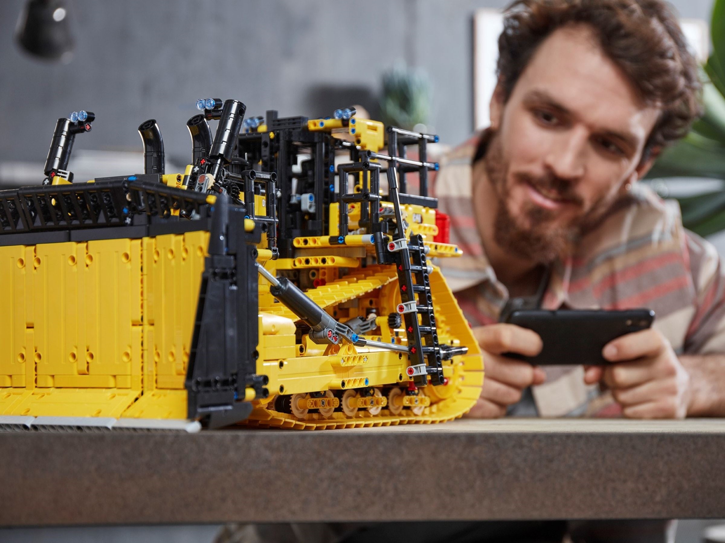 Конструктор LEGO Technic 42131 3854 дет. - фото 4
