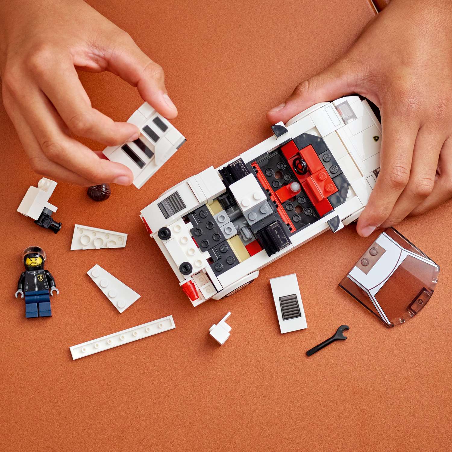 Конструктор LEGO Speed Champions Lamborghini Countach блочный - фото 8
