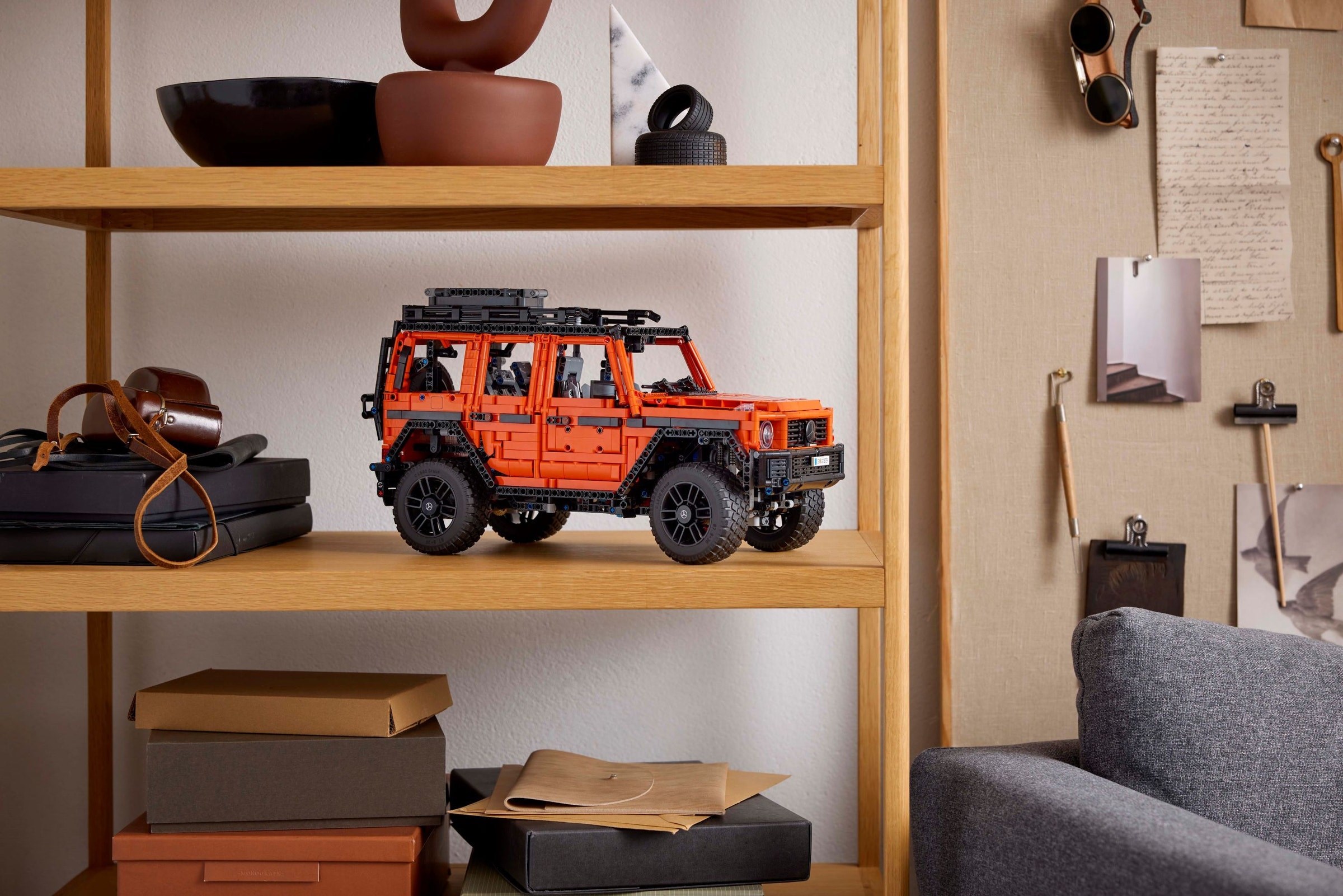 Конструктор LEGO Technic 42177 2891 дет. - фото 8