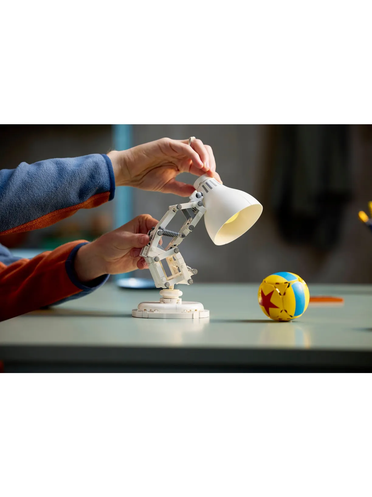 Конструктор LEGO Ideas Люксо-младший 613 дет. - фото 10