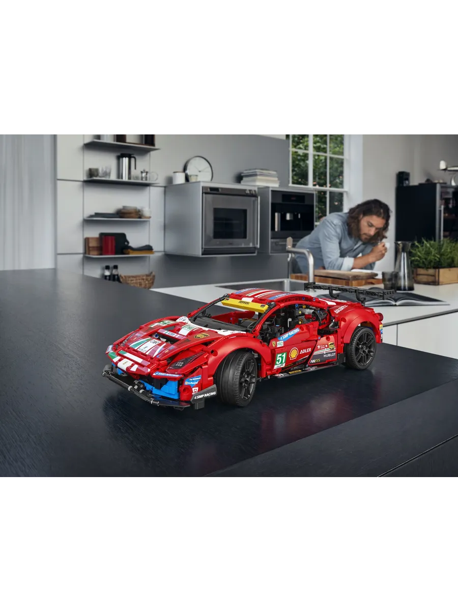 Конструктор LEGO Technic Ferrari 488 GTE AF Corse #51 1677 дет. - фото 10