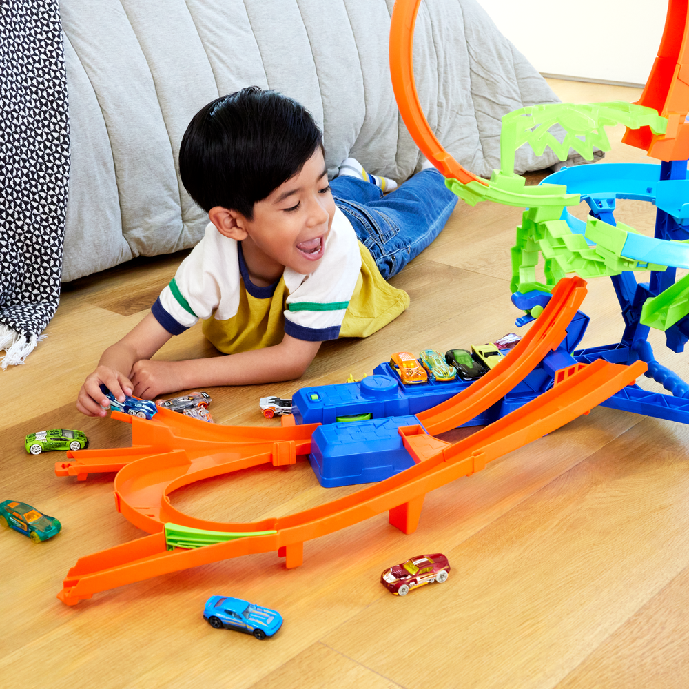 Трек Hot Wheels Столкновение в воздухе JFD12 - фото 13