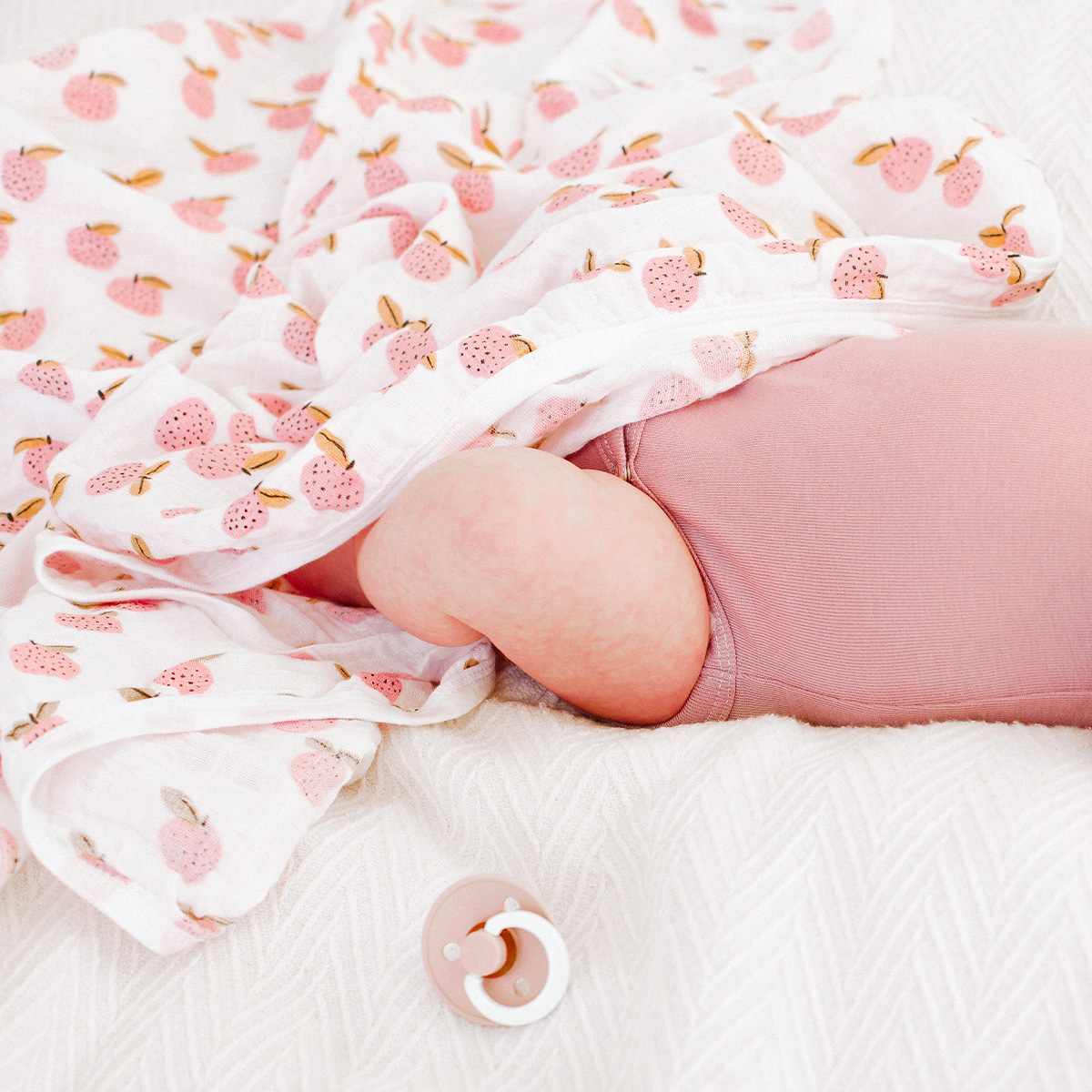 Пелёнка Mjolk Персики муслин 80х80 см - фото 6