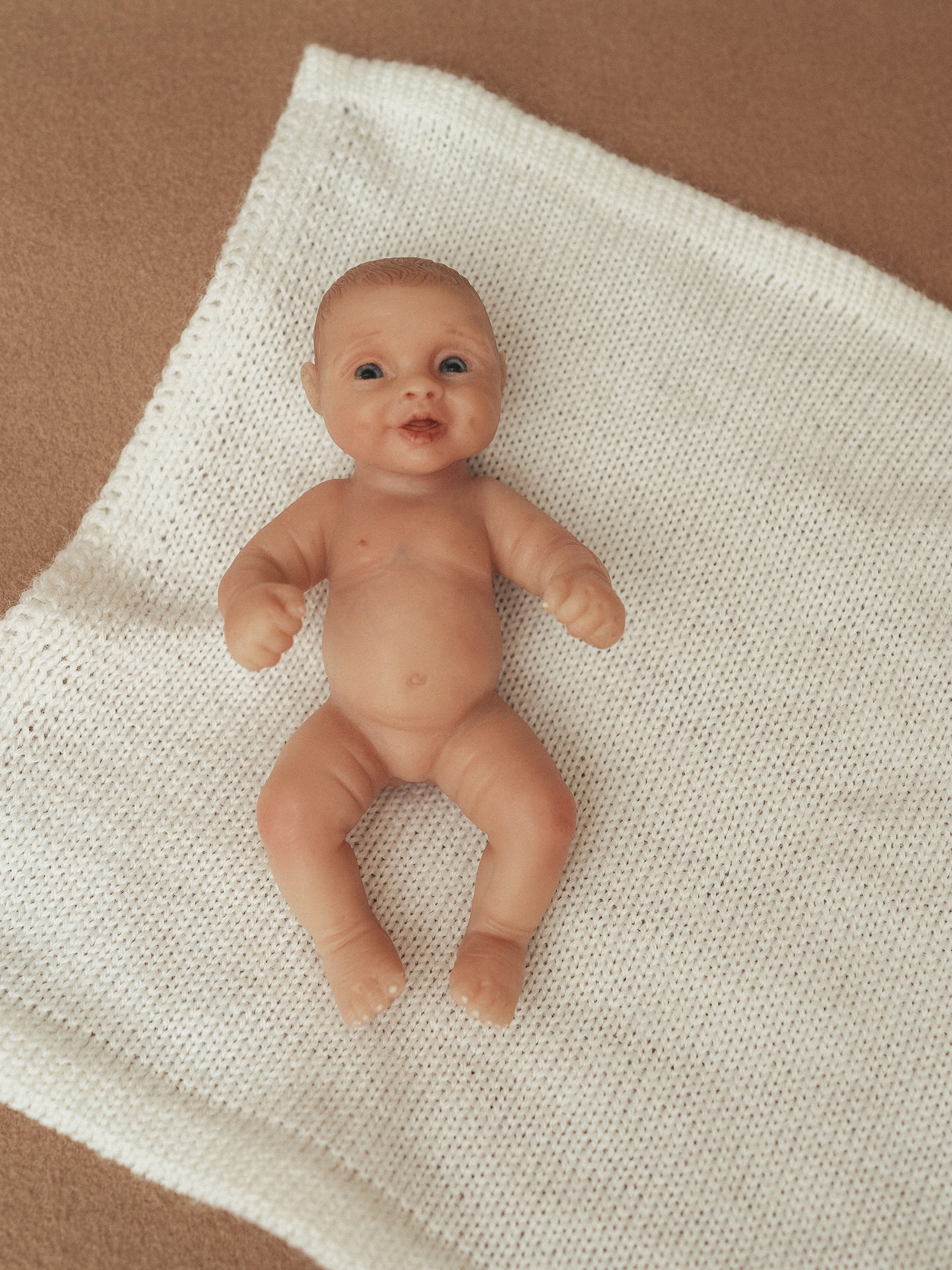 Кукла мини Magic Manufactory Magic baby Пупс Reborn белый высота 12 см 4631162180864 - фото 5