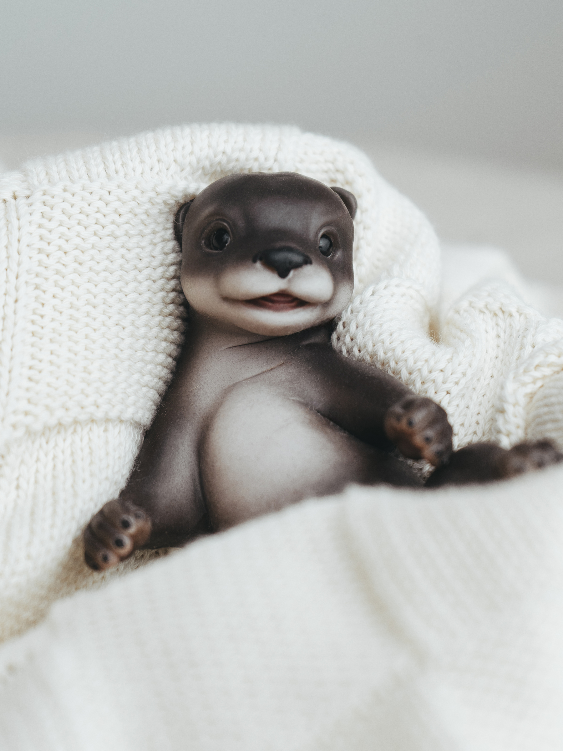 Кукла мини Magic Manufactory "Magic Pets", выдра высота 15 см 4631175965922 - фото 2