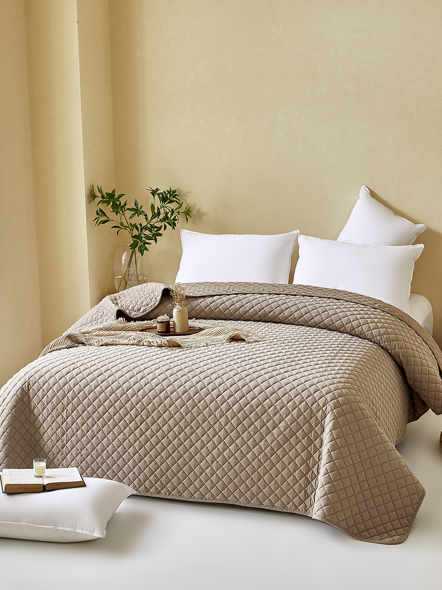 Покрывало Theodora вельвет капучино 240 x 220 см - фото 9