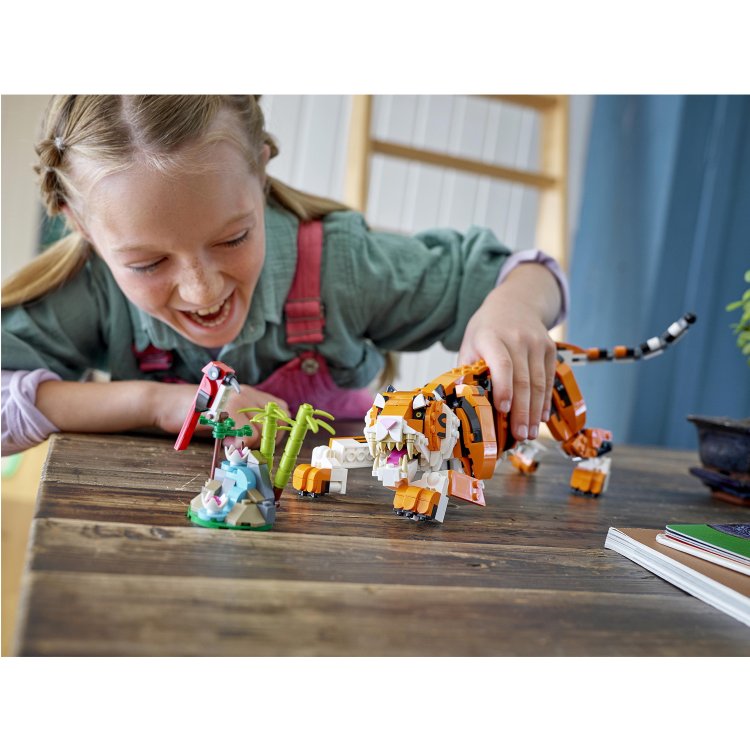 Конструктор LEGO Creator 755 дет. - фото 16