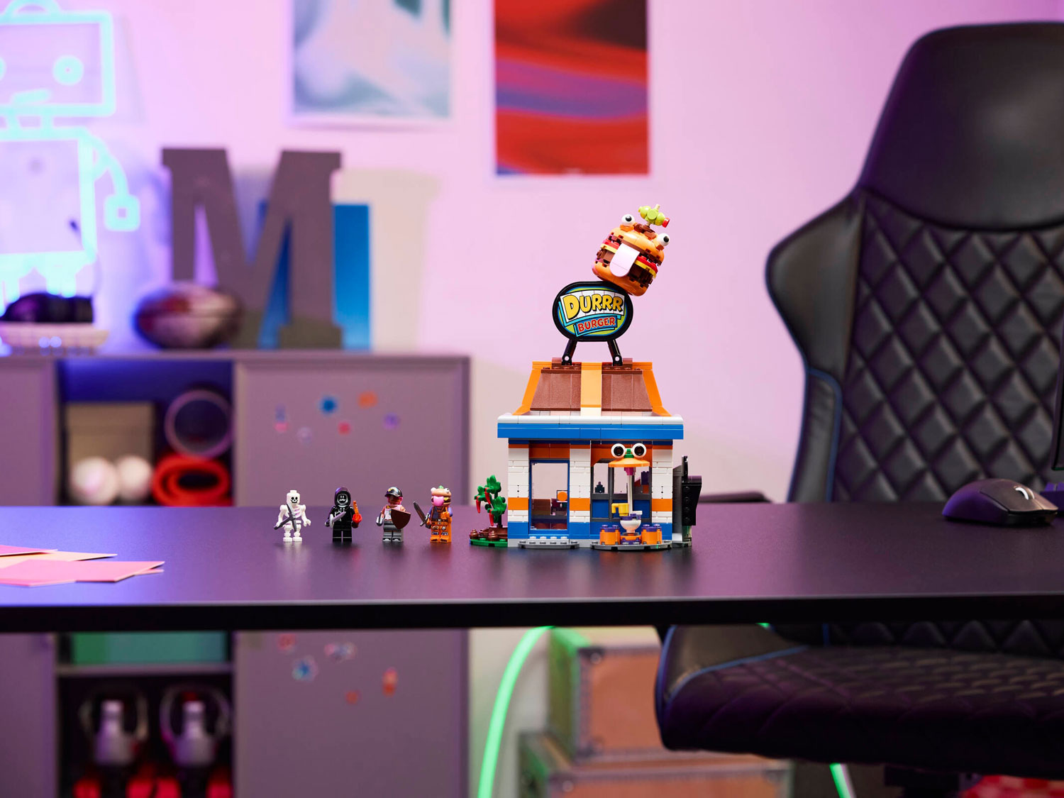 Конструктор LEGO Fortnite Даррр Бургер 546 дет. - фото 6