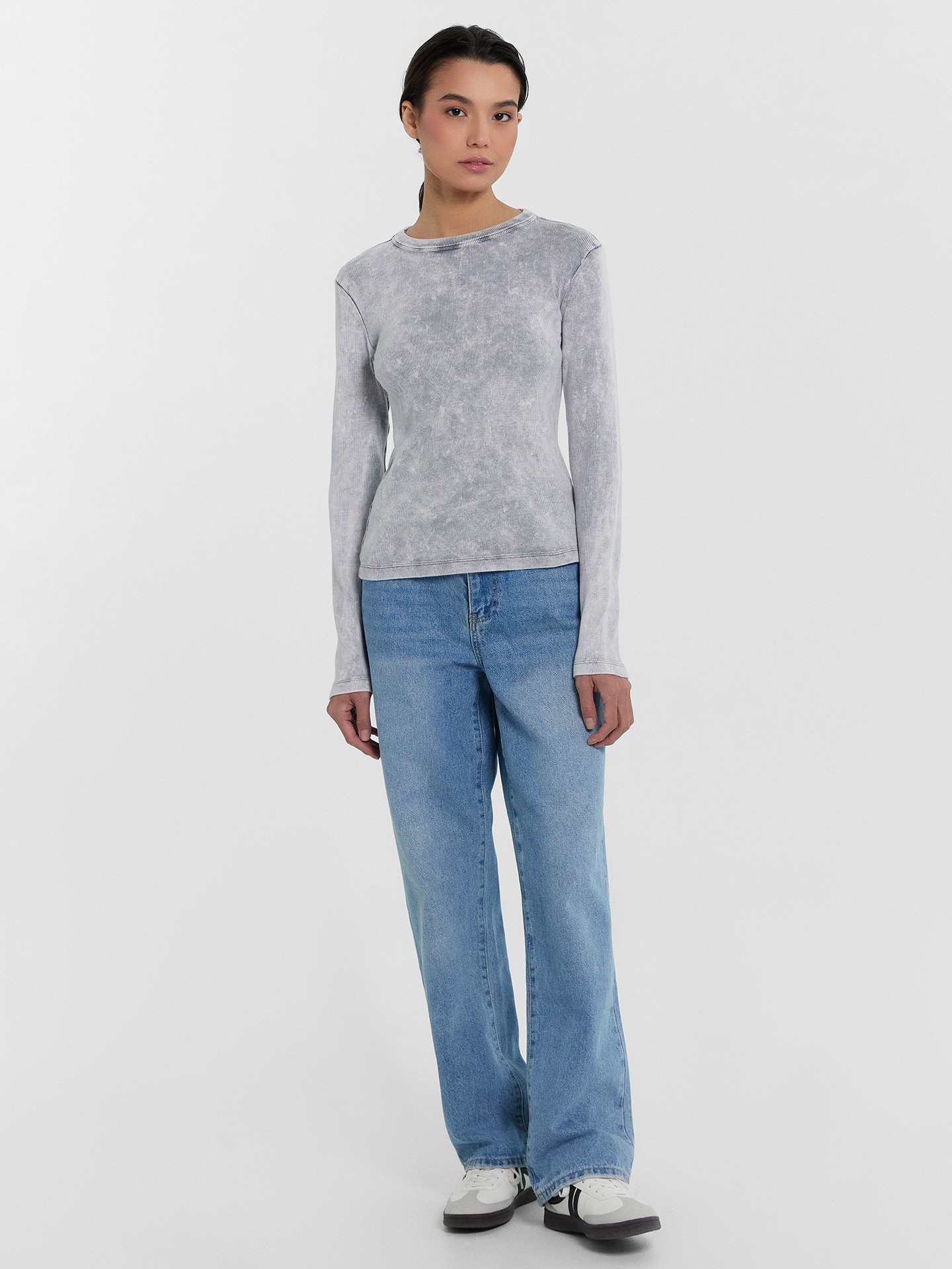 Лонгслив Mark Formelle 122986/ACID WASH на сером - фото 5