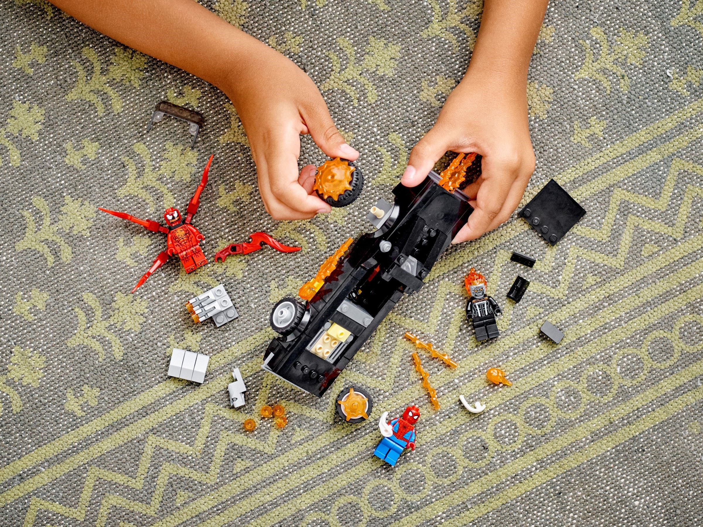 Конструктор LEGO Marvel Super Heroes 76173 212 дет. - фото 7