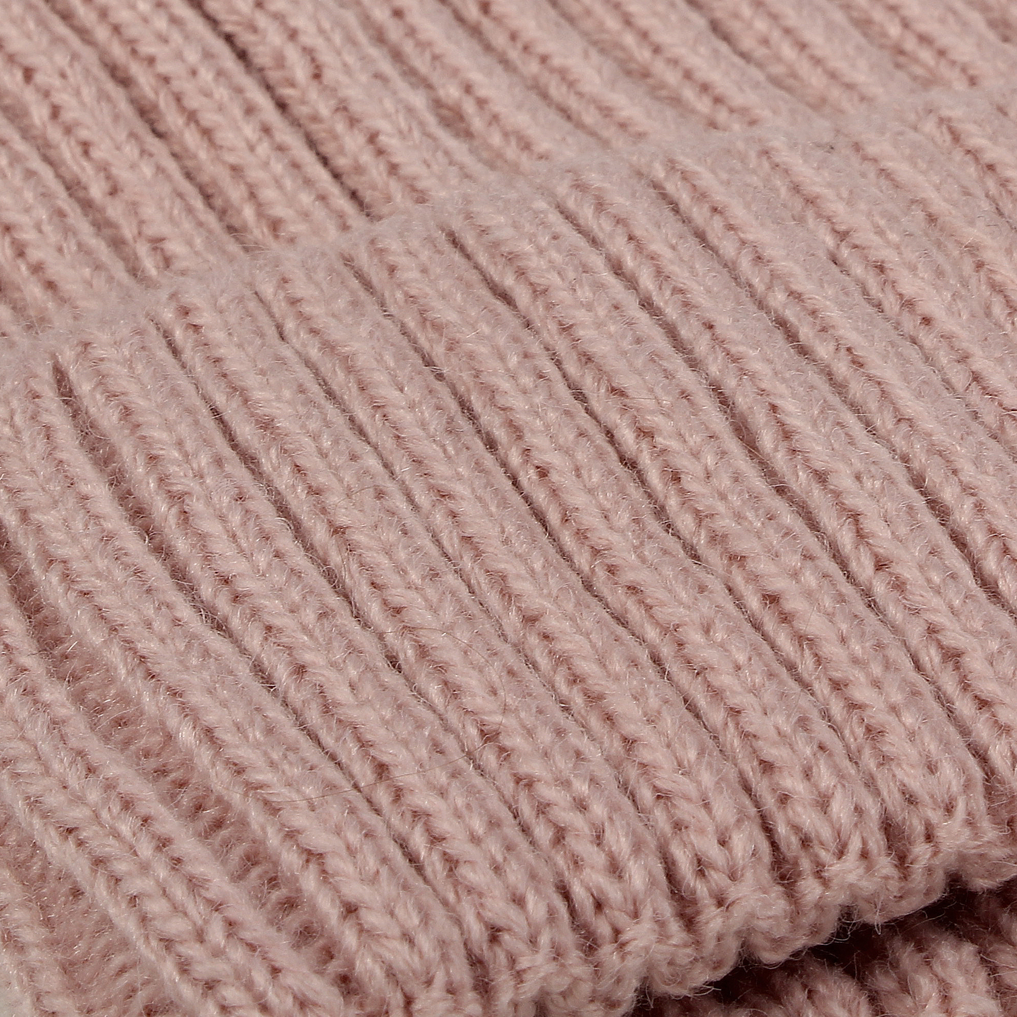 Шапка Pretty Mania MF613-BK - фото 2