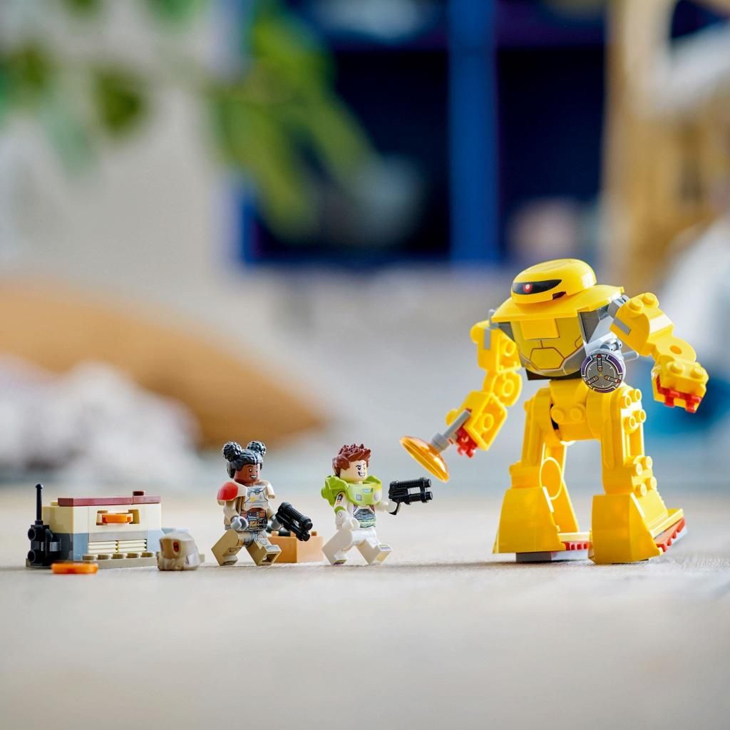 Конструктор LEGO Lightyear Zyclops Chase 87 дет. - фото 9