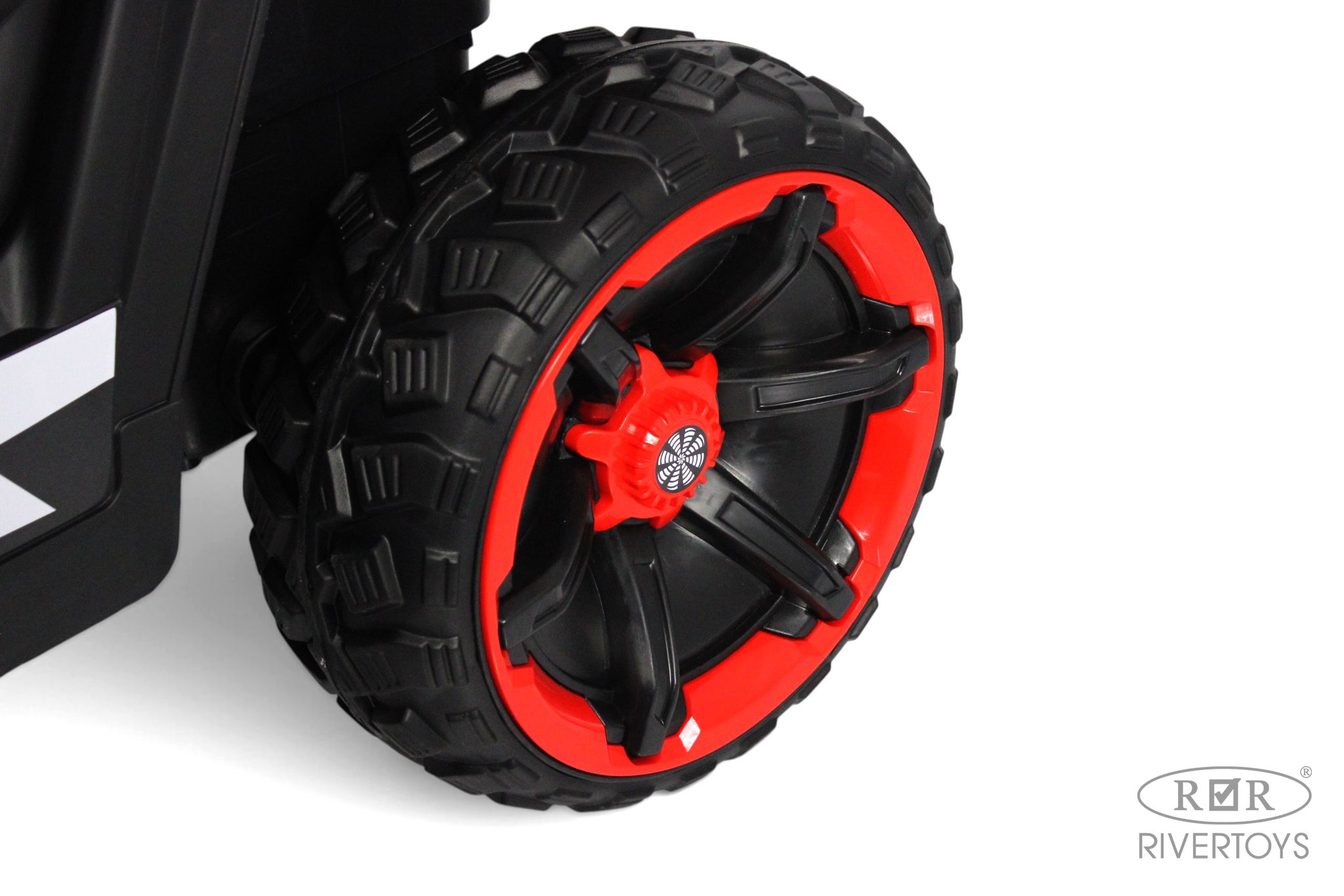 Электромобиль RIVERTOYS М555БХ-NEW-RED С пультом ДУ - фото 10