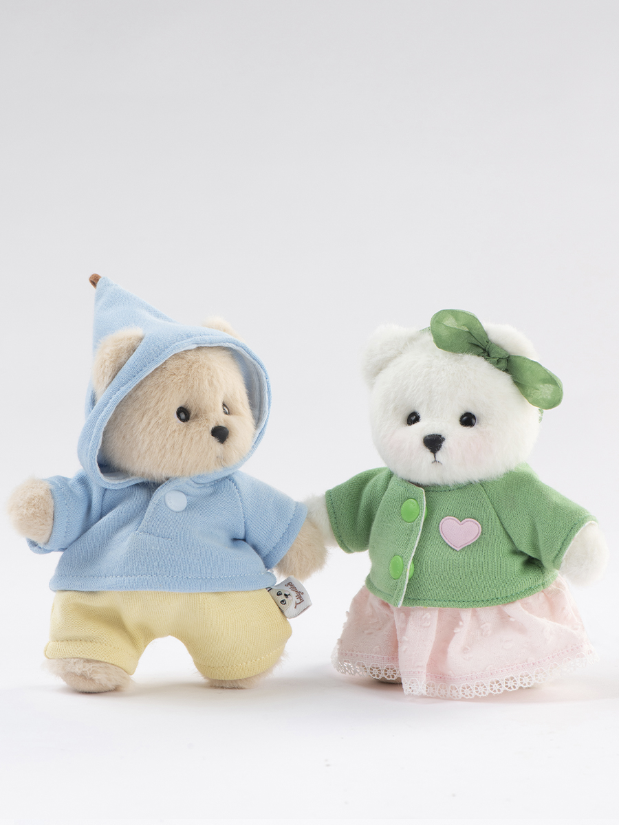 Мягкая игрушка TeddyTales Медведь с костюмом-брелком - фото 10
