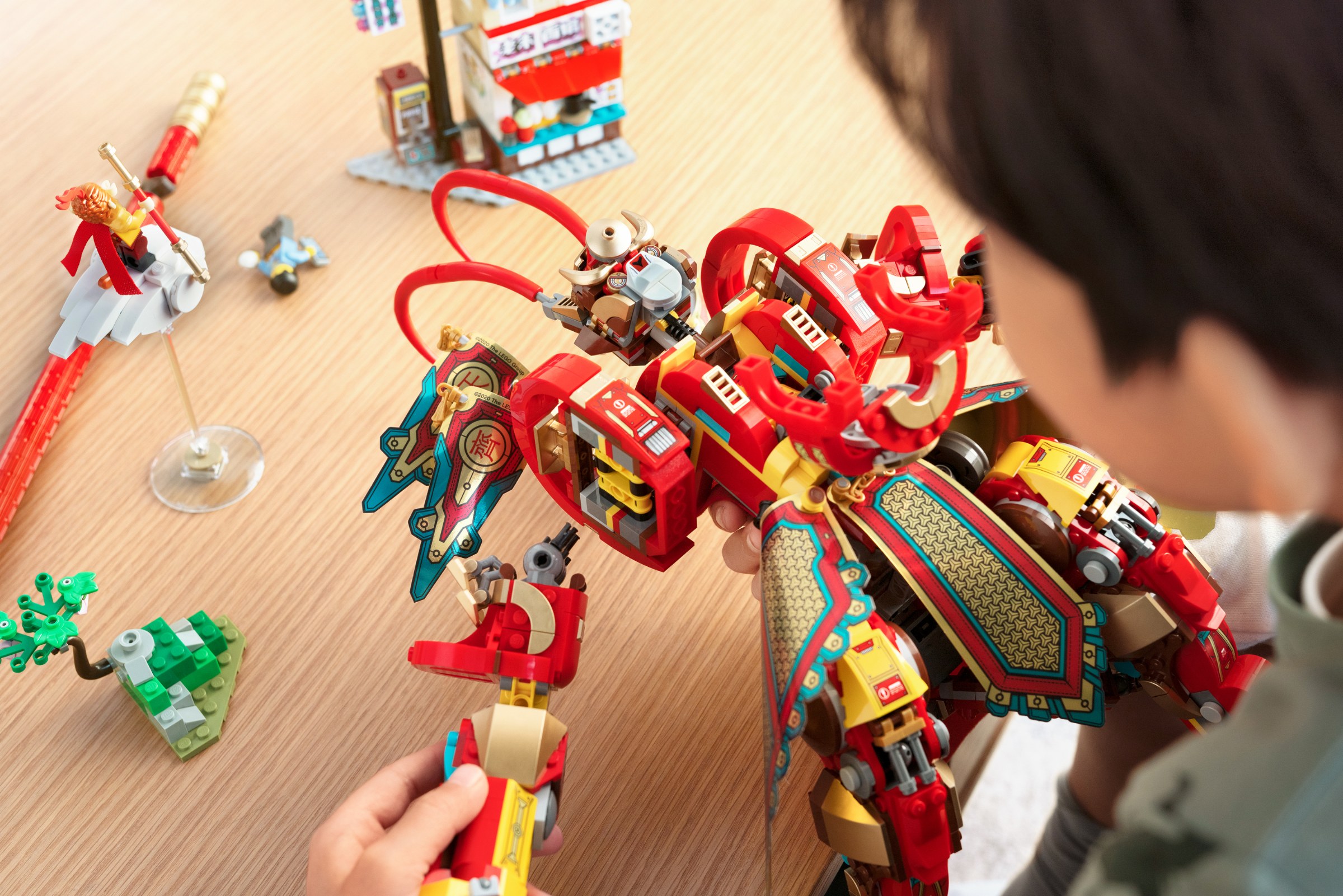 Конструктор LEGO Monkie kid 80012 1629 дет. - фото 31