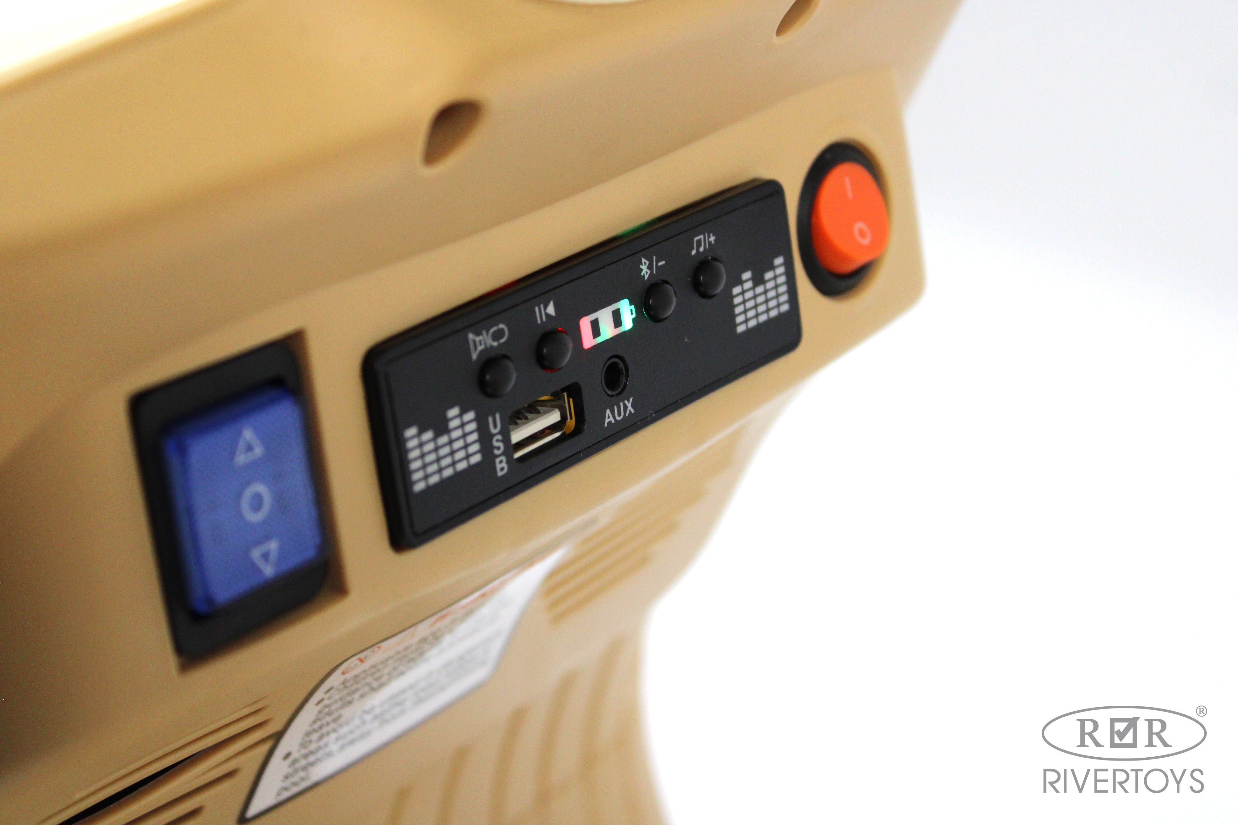 Электромобиль RIVERTOYS K444PX-BEIGE - фото 11