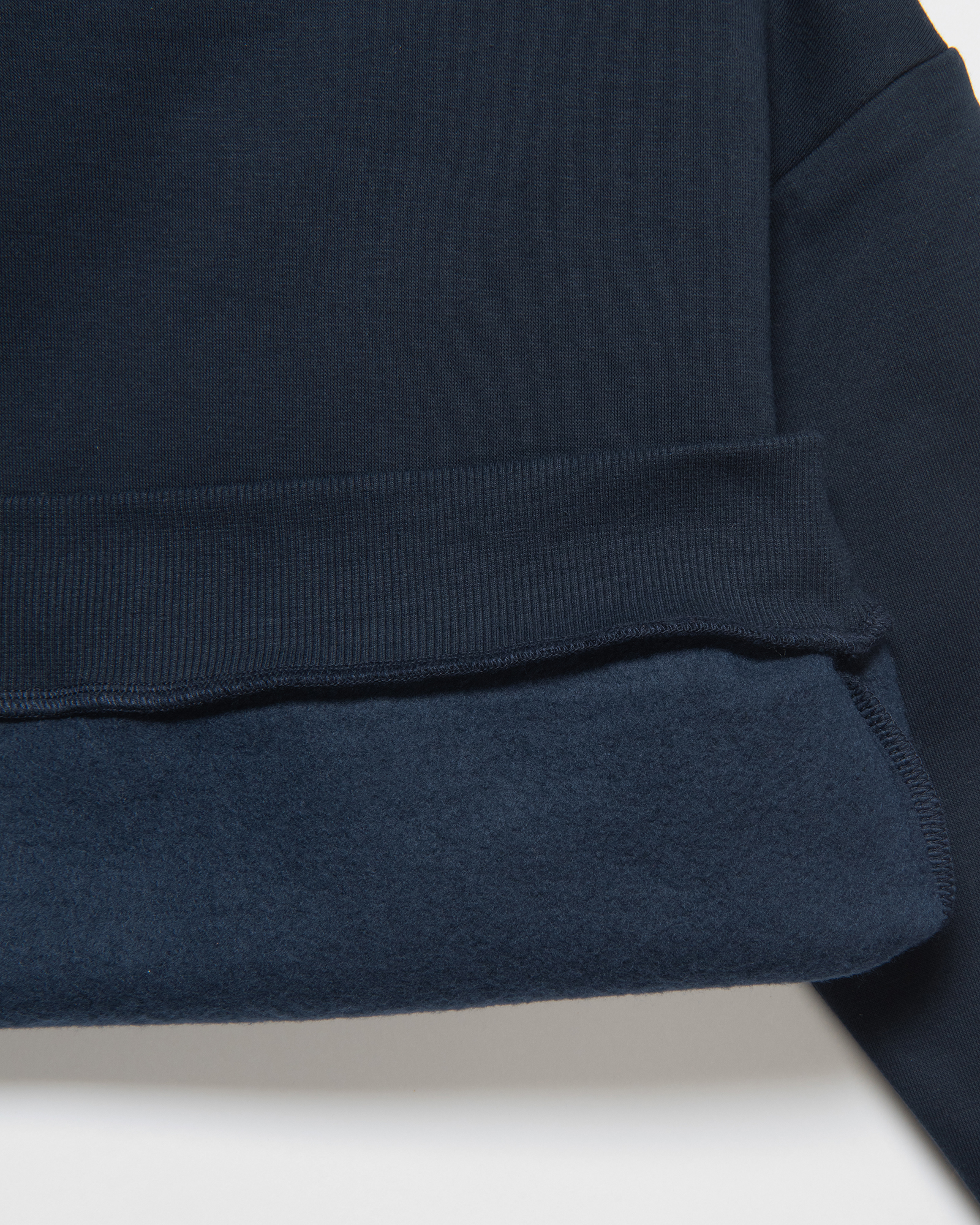 Свитшот Futurino W24FU1-B41Tkb-D6 - фото 5