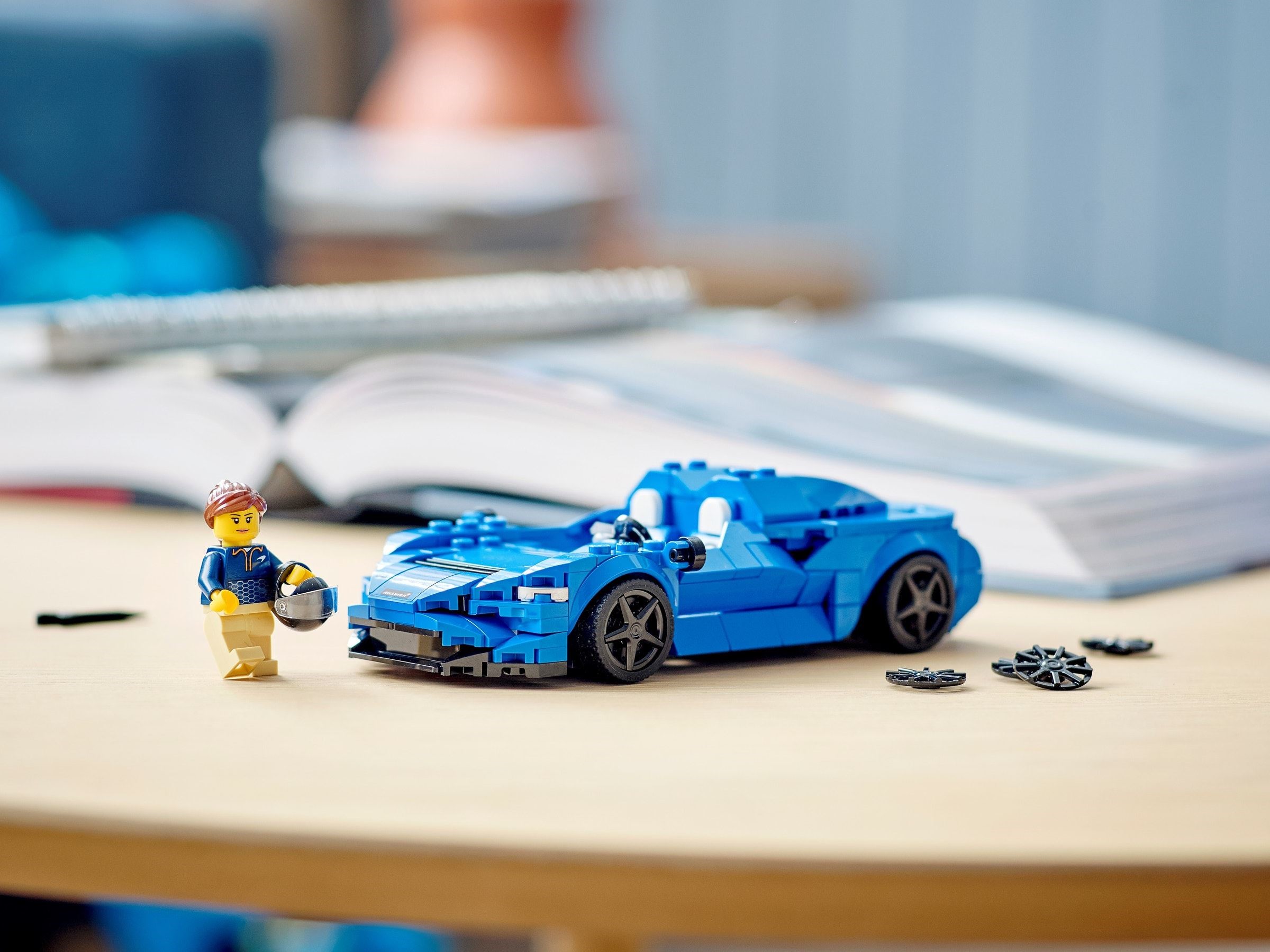 Конструктор LEGO Speed Champions 76902 263 дет. - фото 9