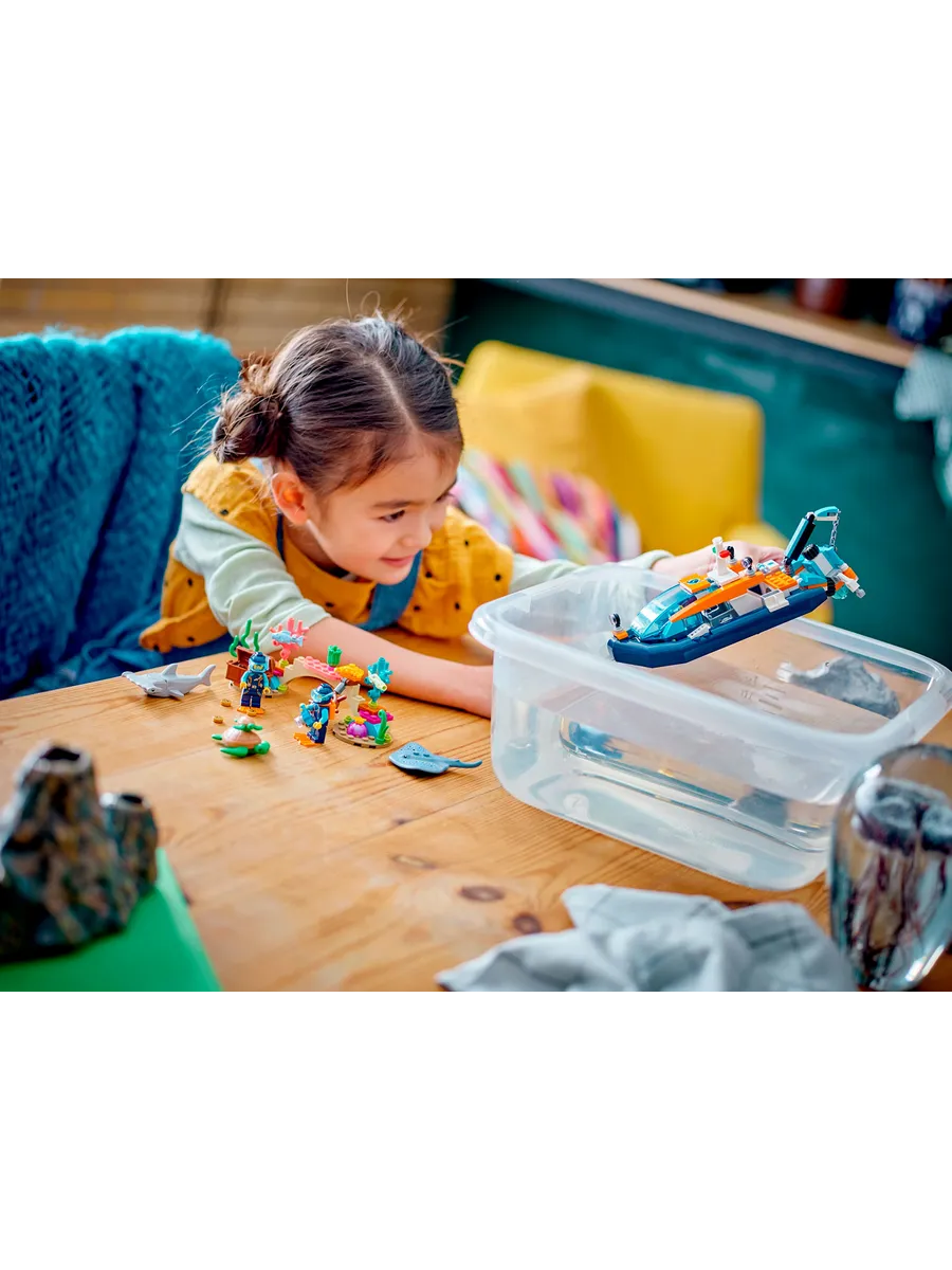 Конструктор LEGO City 182 дет. - фото 10