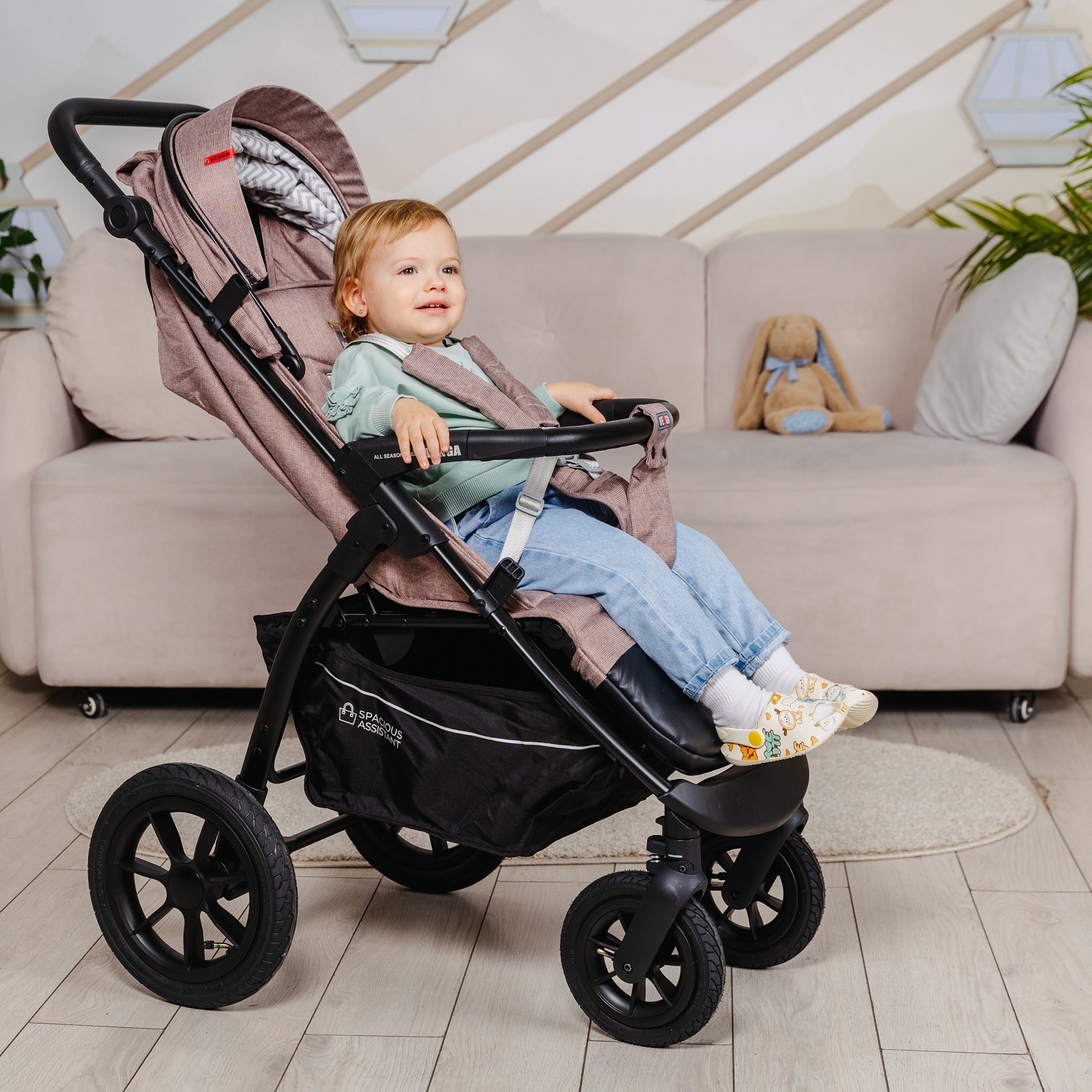 Коляска прогулочная BabyCare Venga бежевый - фото 15