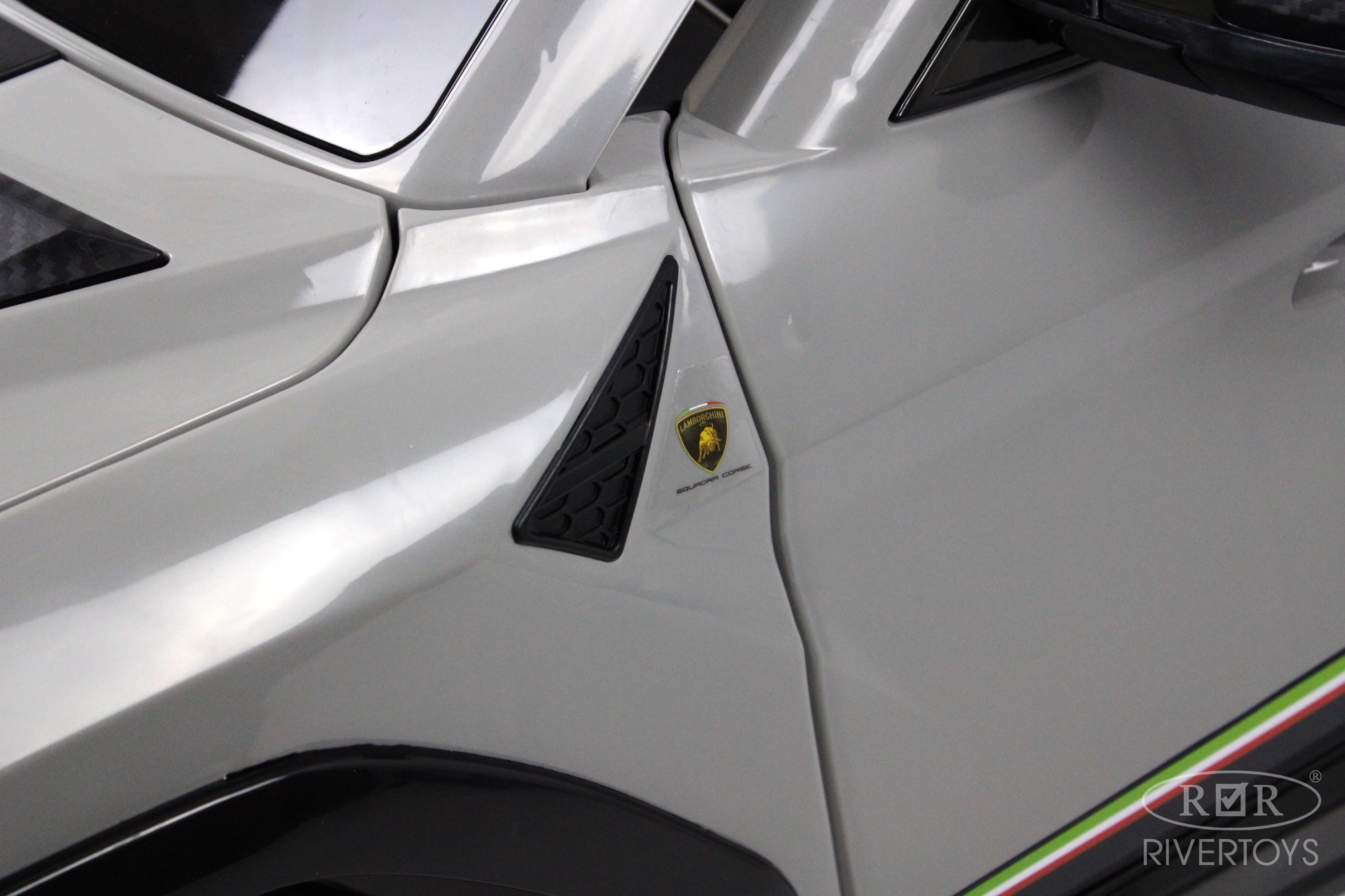 Электромобиль RIVERTOYS E777EE-GRAY С пультом ДУ - фото 18