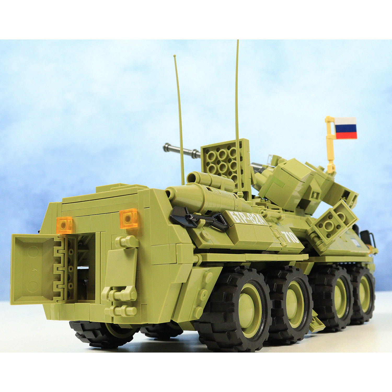 Конструктор Армия России БТР-82А 810 дет. - фото 6