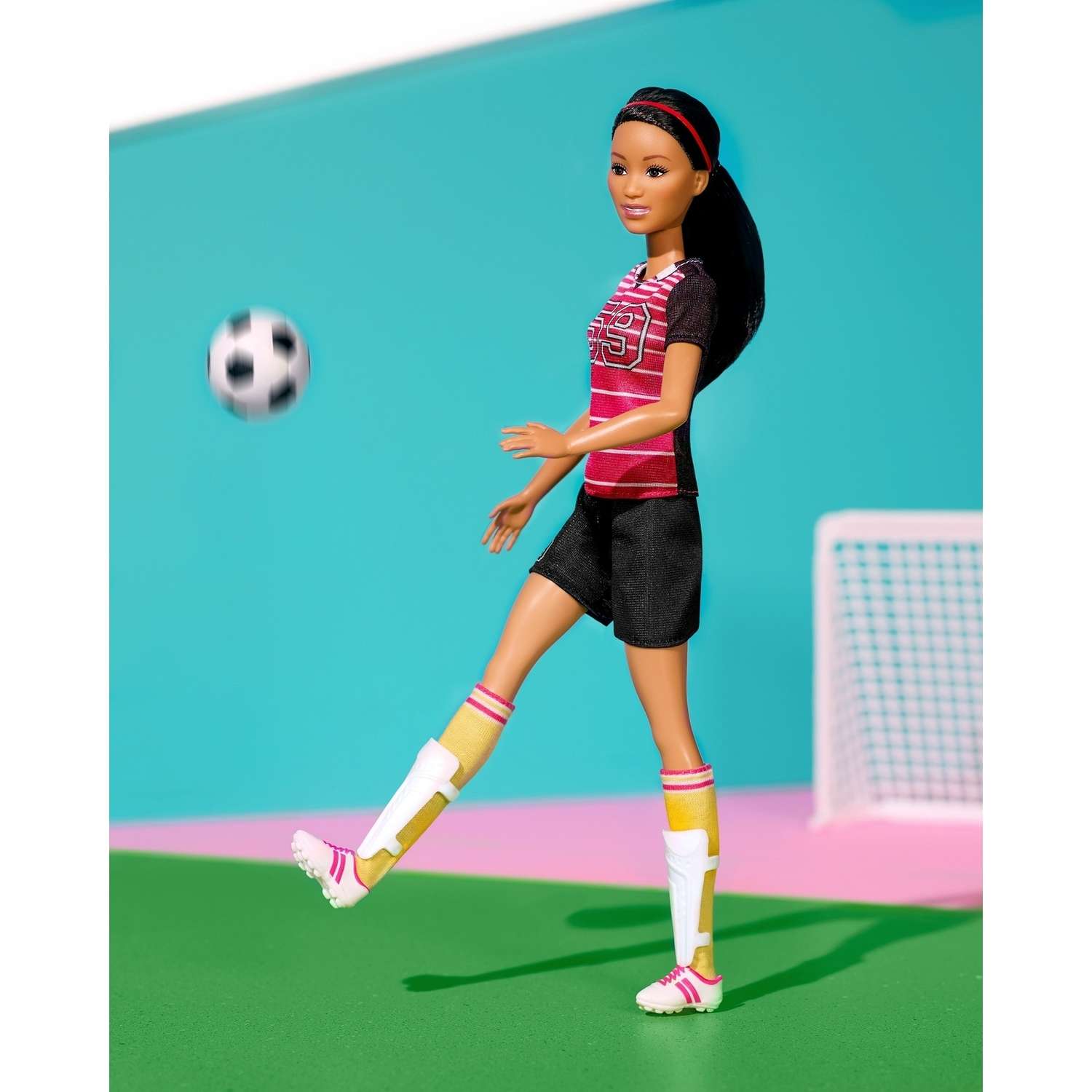 Кукла модельная Barbie GFX23 - фото 11