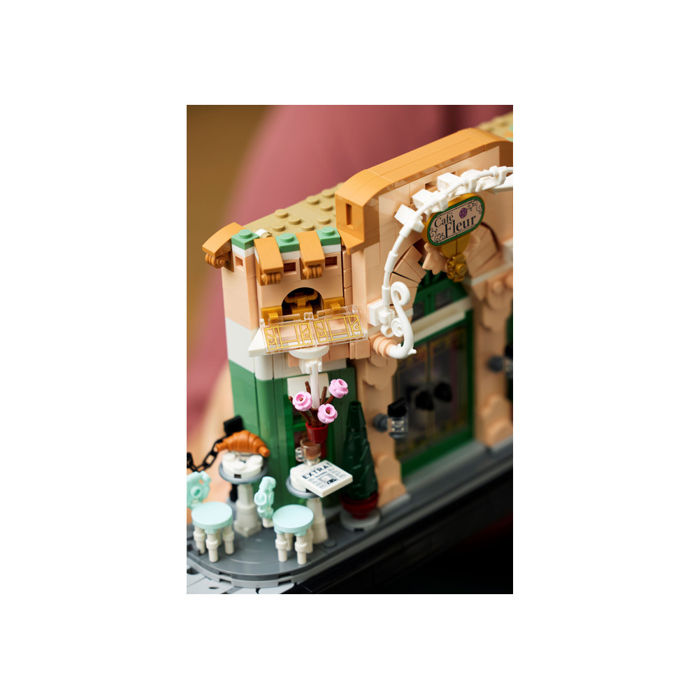 Конструктор LEGO Icons Французское кафе 10362 124 дет. - фото 5