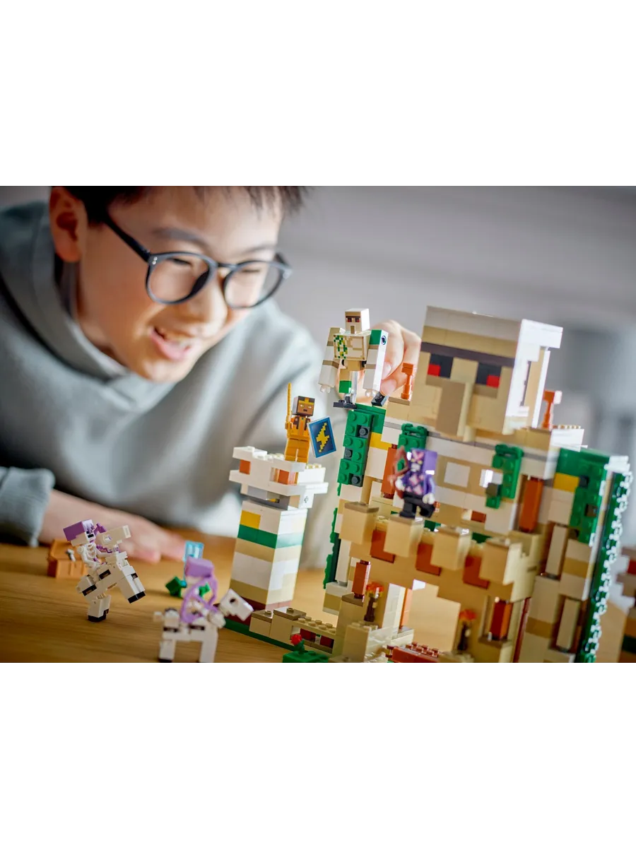 Конструктор LEGO Minecraft 868 дет. - фото 2