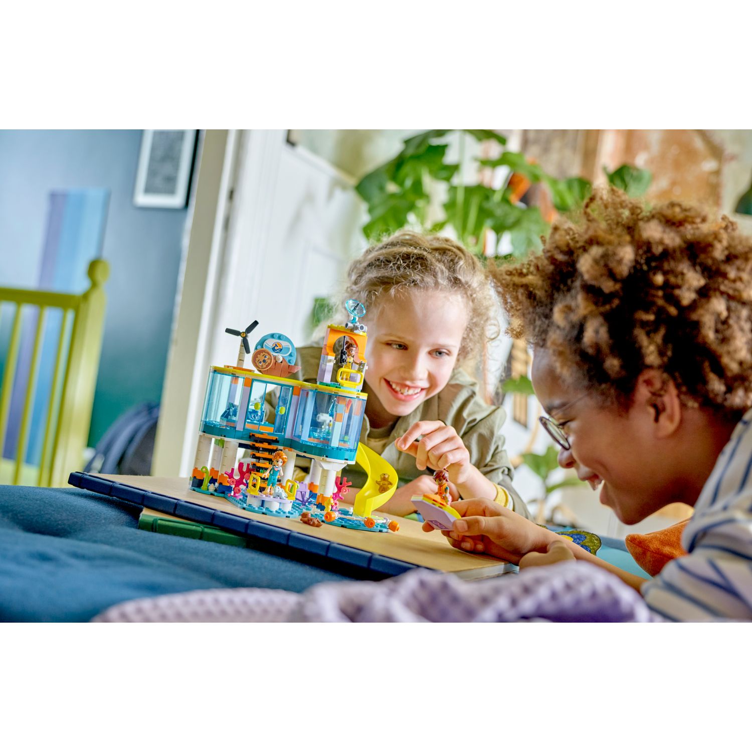 Конструктор LEGO Friends Sea Rescue Center 376 дет. - фото 10