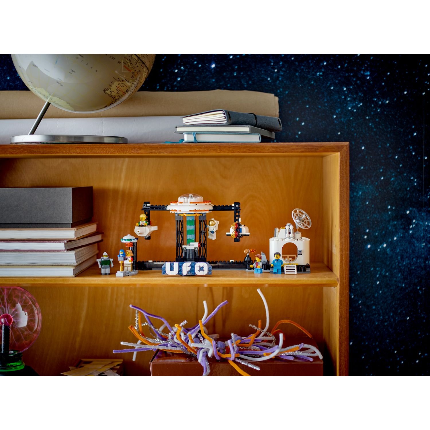Конструктор LEGO Creator Space Roller Coaster 874 дет. - фото 10