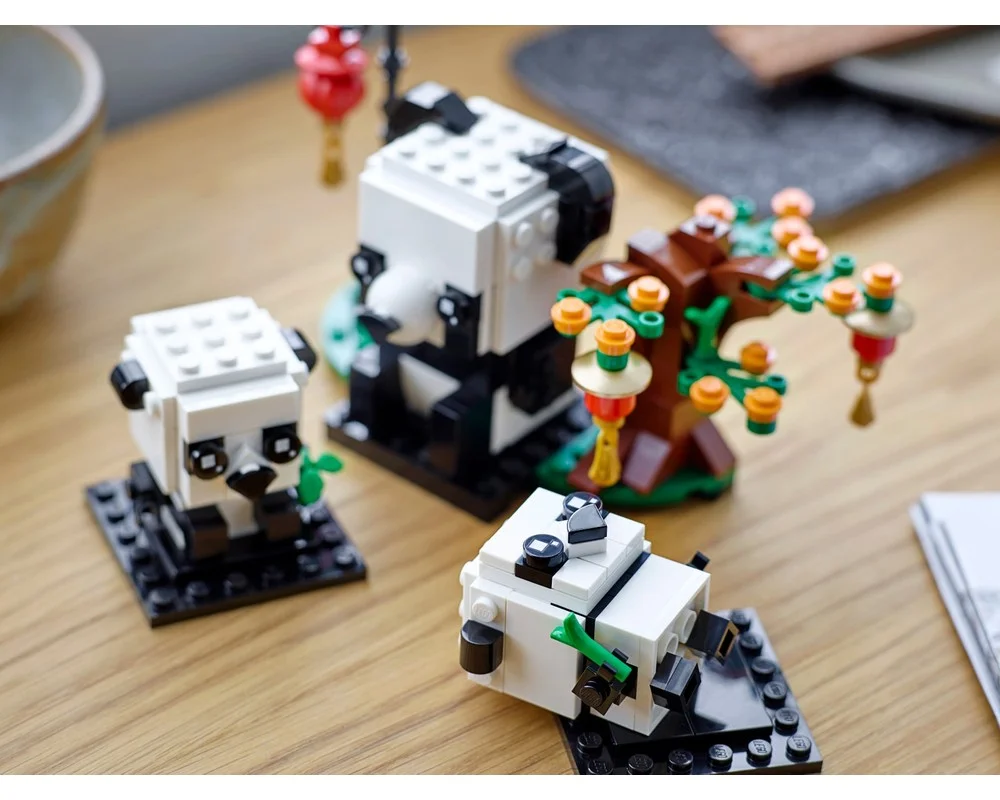 Конструктор LEGO BrickHeadz 40466 249 дет. - фото 6