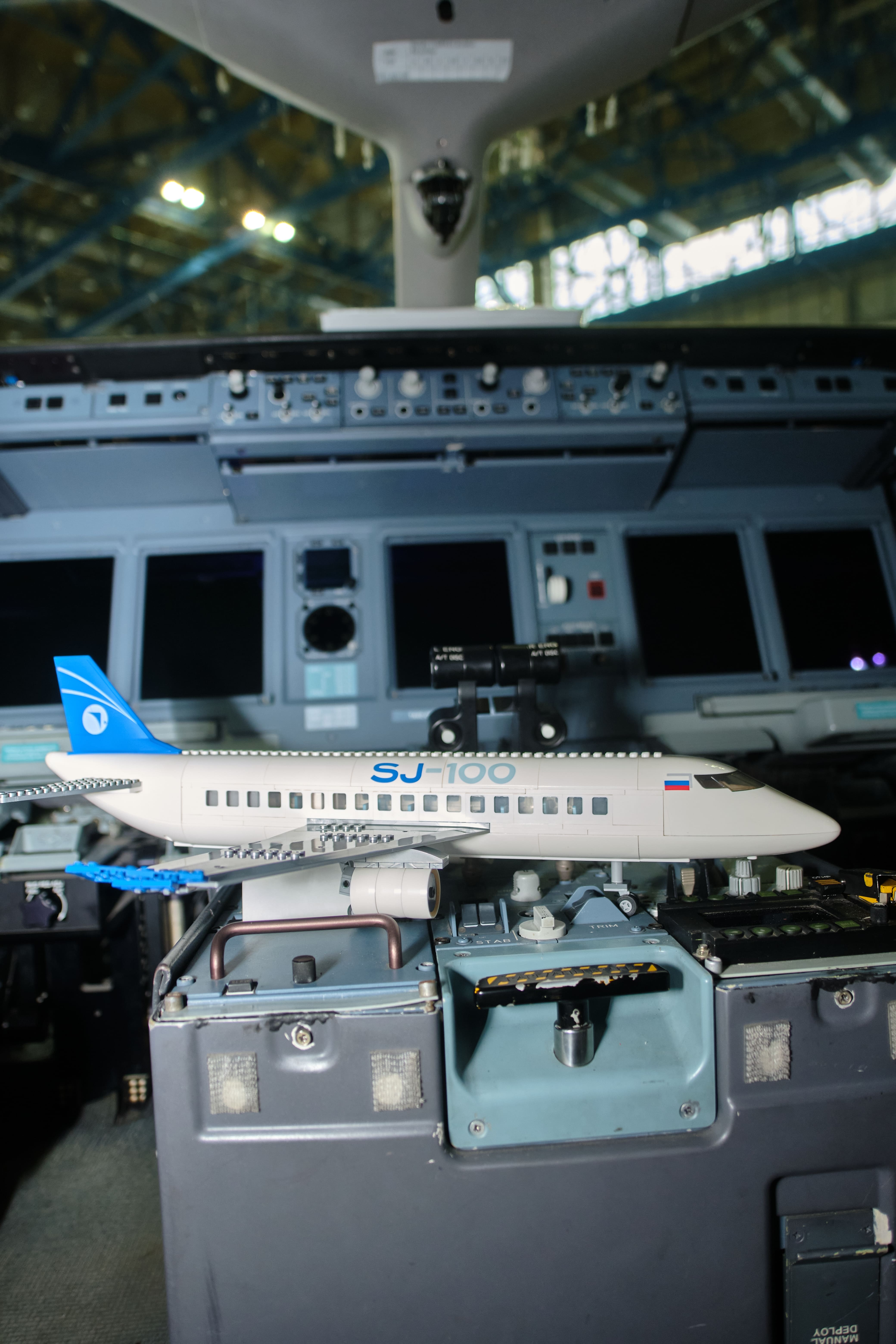 Конструктор brick labs City SJ-100 в аэропорту 939 дет. - фото 12