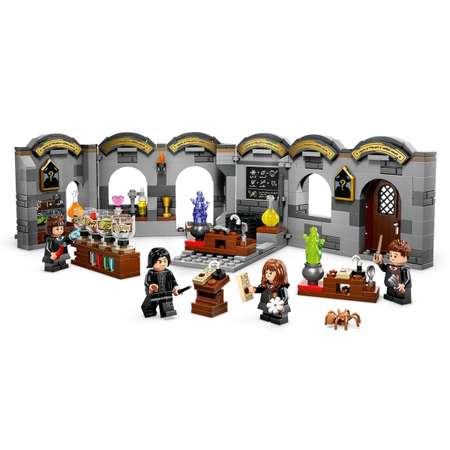 Конструктор LEGO Harry Potter Хогвартс Класс зелий блочный